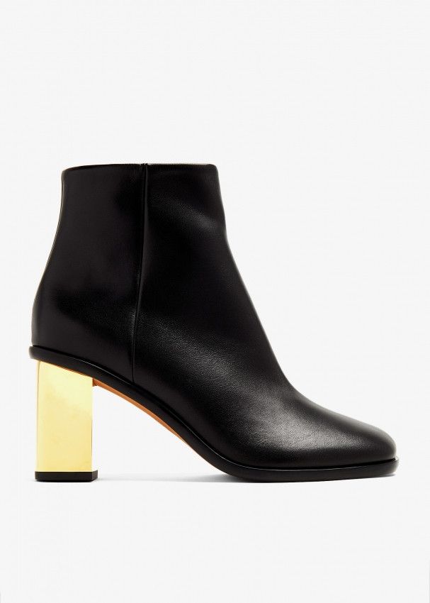 o1loc1c1024 Rebecca Ankle Boots in Black