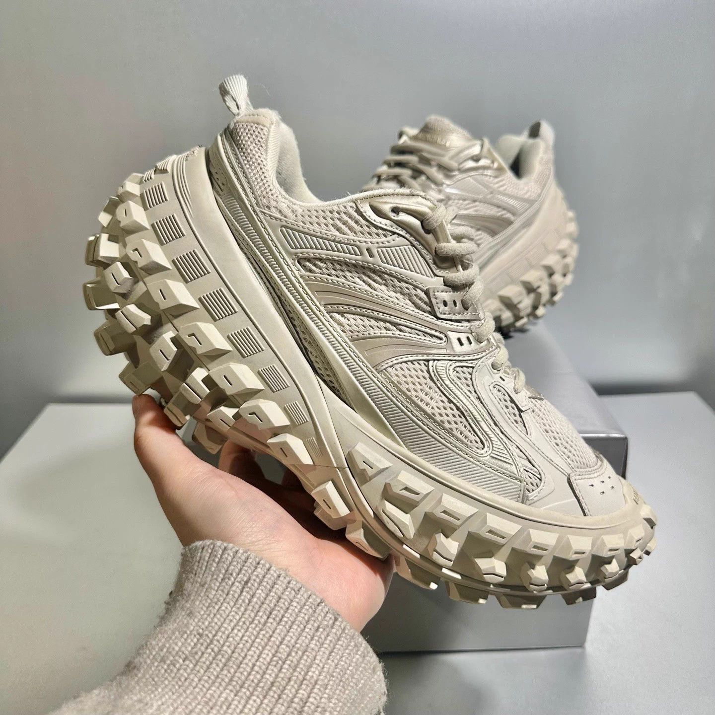 Balenciaga Balenciaga Tire Sneaker 42 with box mint X4616 Size US 9 / EU 42 - 9 Thumbnail
