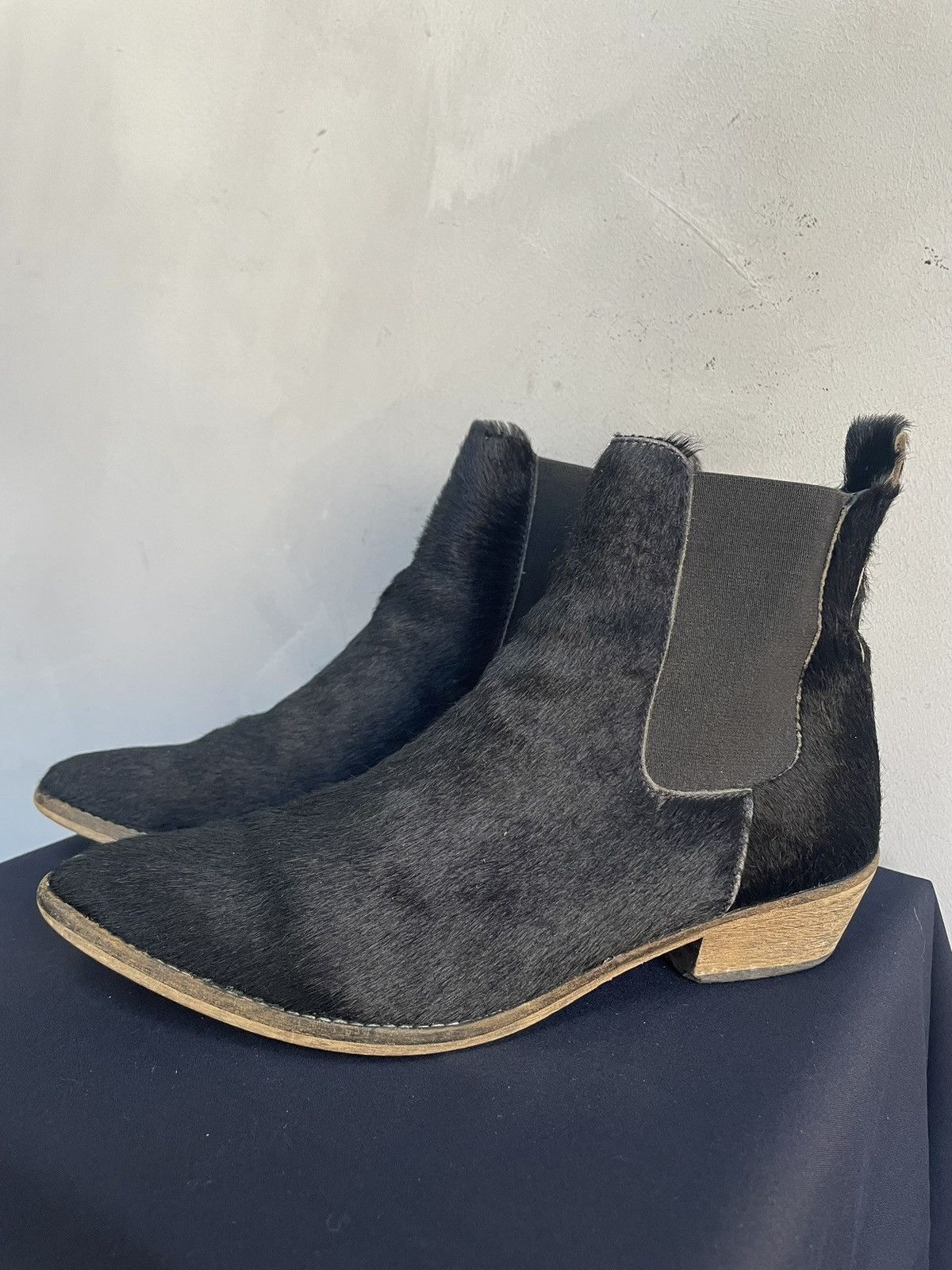 If Six Was Nine Chelsea Boot Horse Leather Ankle real fur Western Shoes Size US 6 / EU 39 - 2 Thumbnail