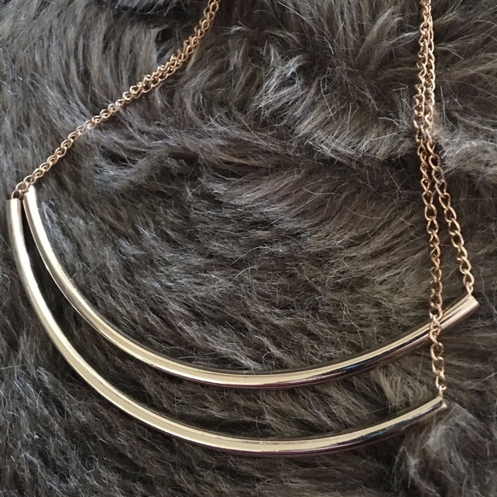 Jewelry Gold tone double bar on chain necklace Size ONE SIZE - 6 Thumbnail