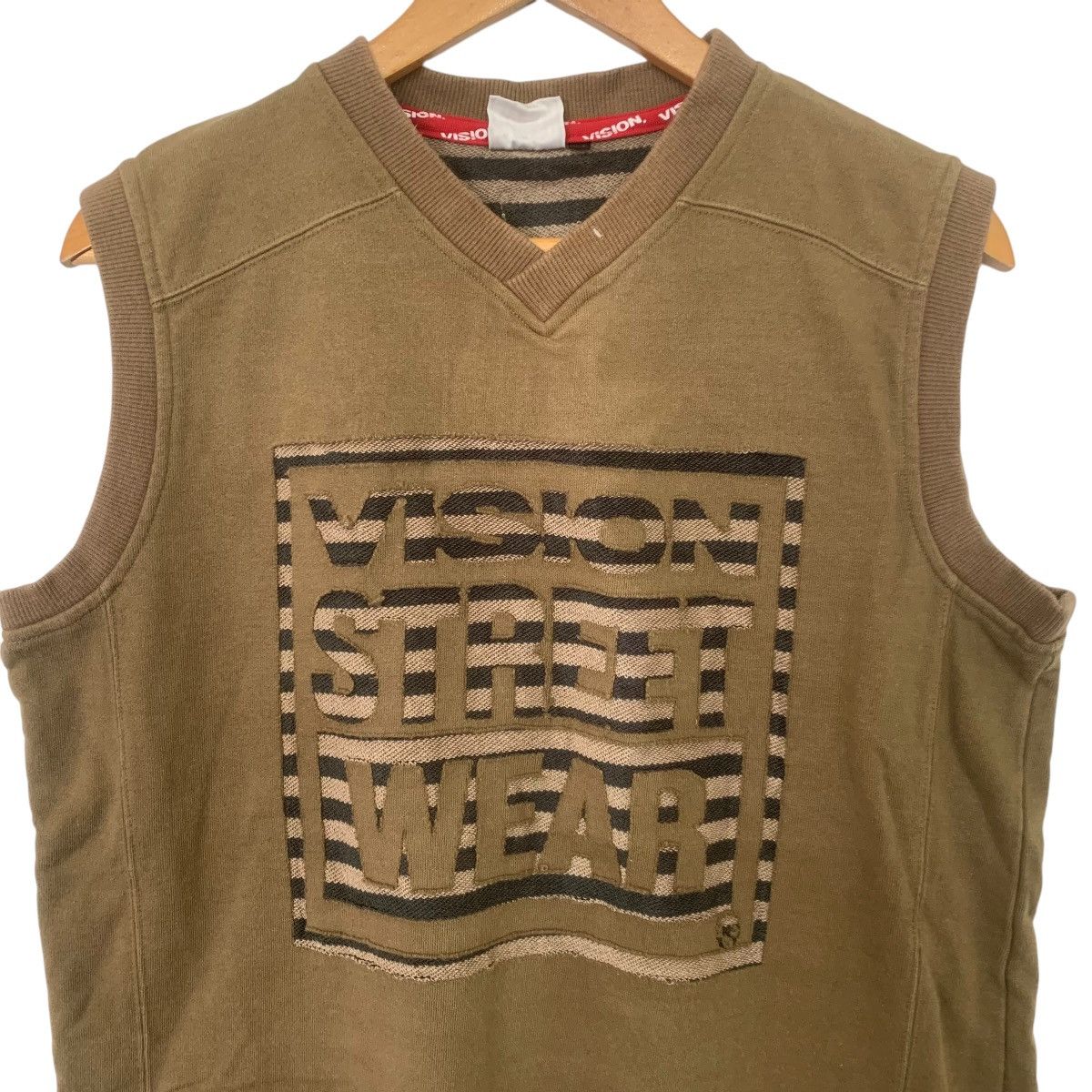 Vintage × Vision Streetwear Vision Street wear vintage sleeveless sweatshirt medium Size US M / EU 48-50 / 2 - 2 Thumbnail