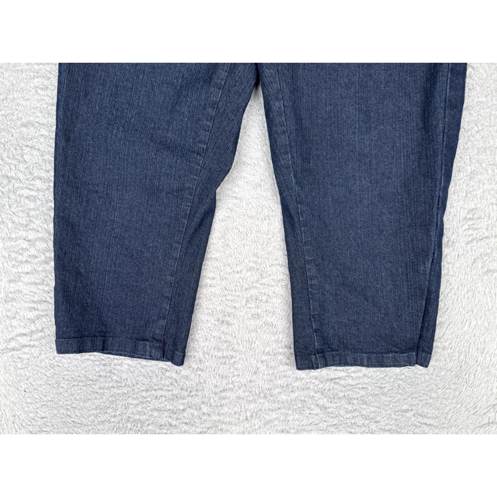 Vintage Chic Classic Collection Capri Jeans Womens 12 Blue Dark Wash Stretch 32x20 Dark Indigo Blue Regular Summer Spring Women's Jeans Capri Size 34" / US 12 / IT 48 - 2 Thumbnail