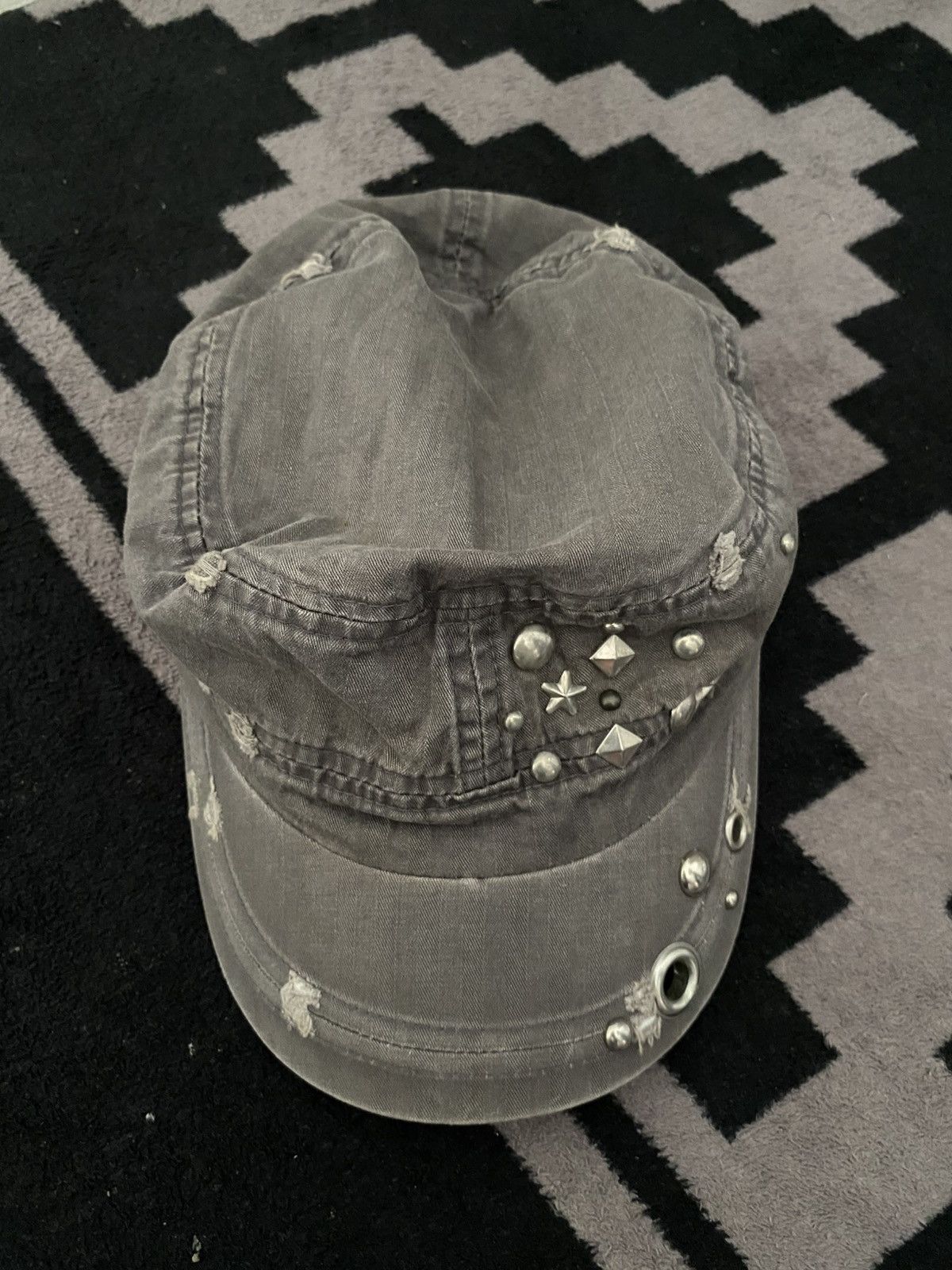 If Six Was Nine × Le Grande Bleu (L.G.B.) Vintage unkwn distressed studed commando lgb hat Size ONE SIZE - 2 Thumbnail