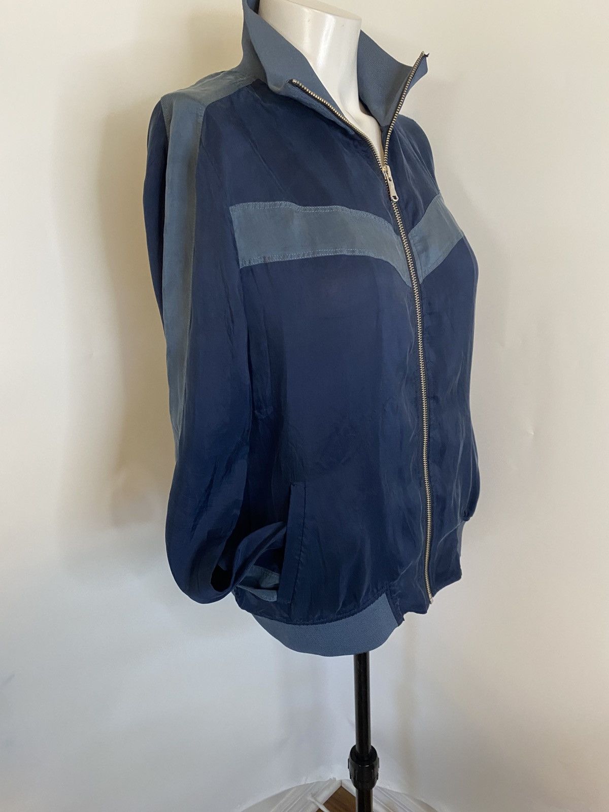 Vintage Trouve 70s Med Two Tone Blue Luxe Zip Up Track Jogger Jacket Size M / US 6-8 / IT 42-44 - 2 Thumbnail