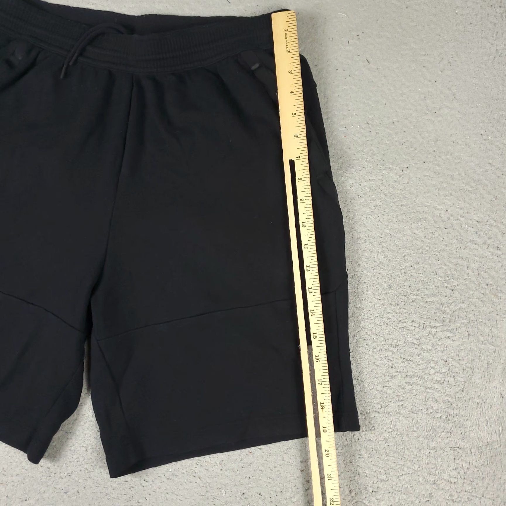 Nike Nike Shorts Mens Large Black Swoosh Training Active Sweat Shorts Size US 33 - 5 Thumbnail