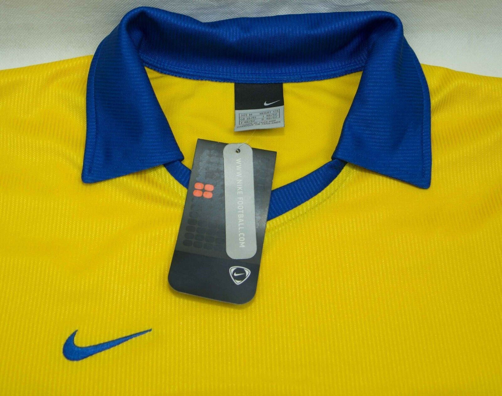 Nike MENS NIKE ACTIVEWEAR TOP SIZE M Size US M / EU 48-50 / 2 - 4 Thumbnail
