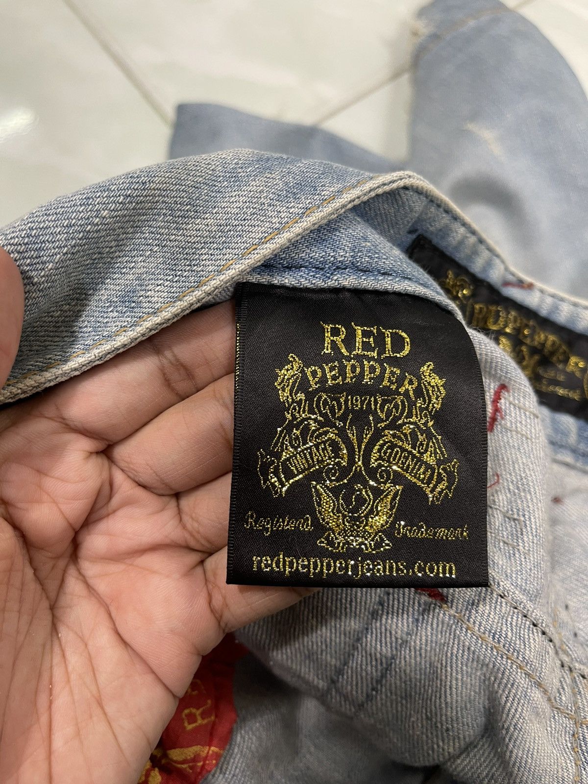 If Six Was Nine JAPANASE RED PAPER JAPAN&CO THRASHED SHORT PANTS JEANS Size US 31 - 15 Thumbnail