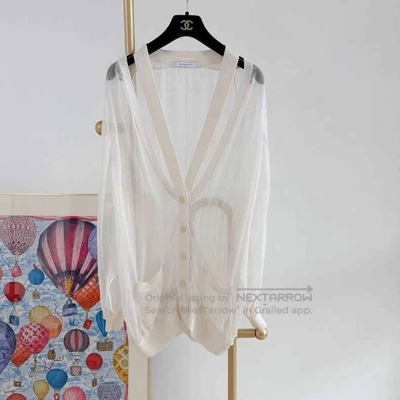 Givenchy Givenchy V-Neck Lace Cardigan Size XS / US 0-2 / IT 36-38 - 1 Thumbnail