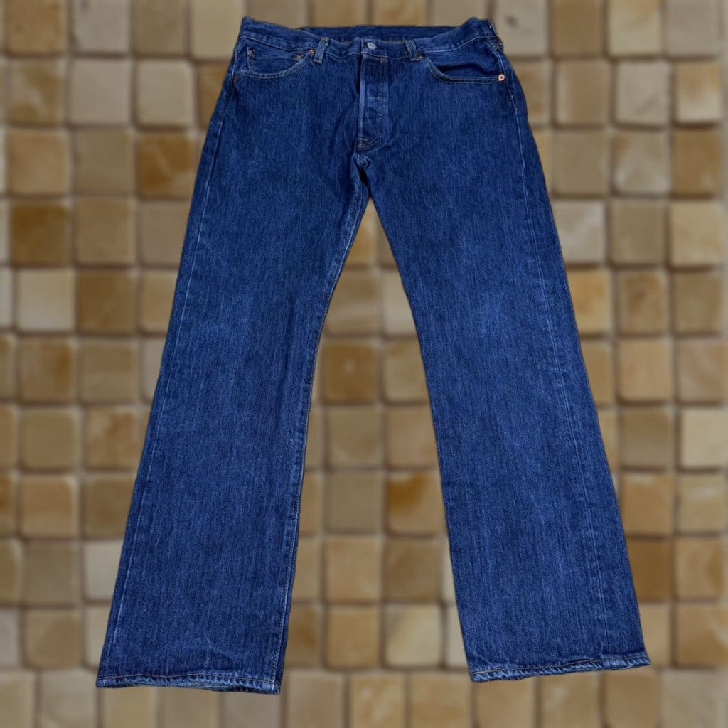 Levi's Levi’s 501 Original Fit Jeans Men 34x30 Dark Blue Button Fly Straight Leg Denim Blue Jeans Men’s Regular Cotton 34 30 Size US 34 / EU 50 - 1 Thumbnail
