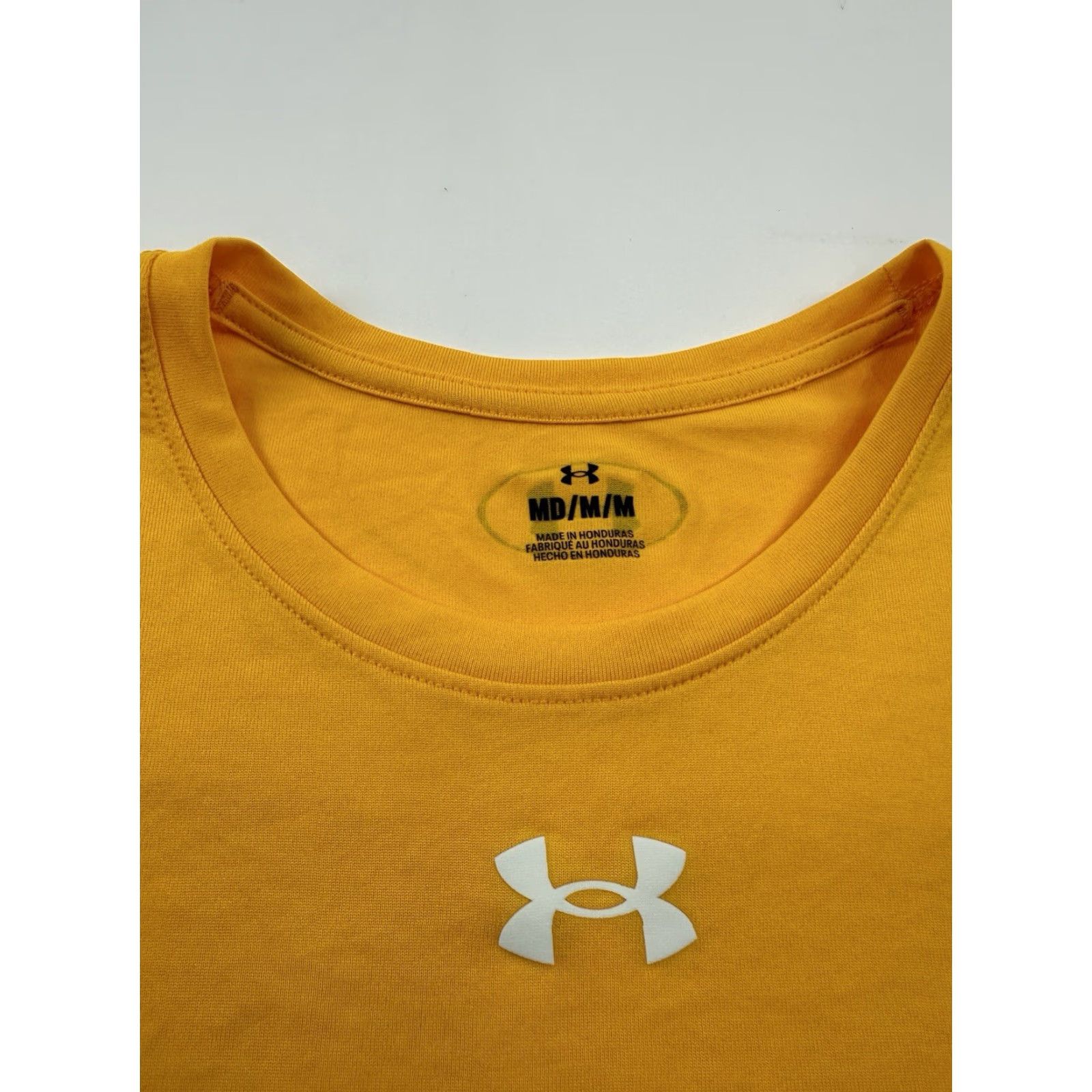 Under Armour Under Armour Shirt Mens Medium Yellow Gold Short Sleeve Athletic Training Size US M / EU 48-50 / 2 - 3 Thumbnail