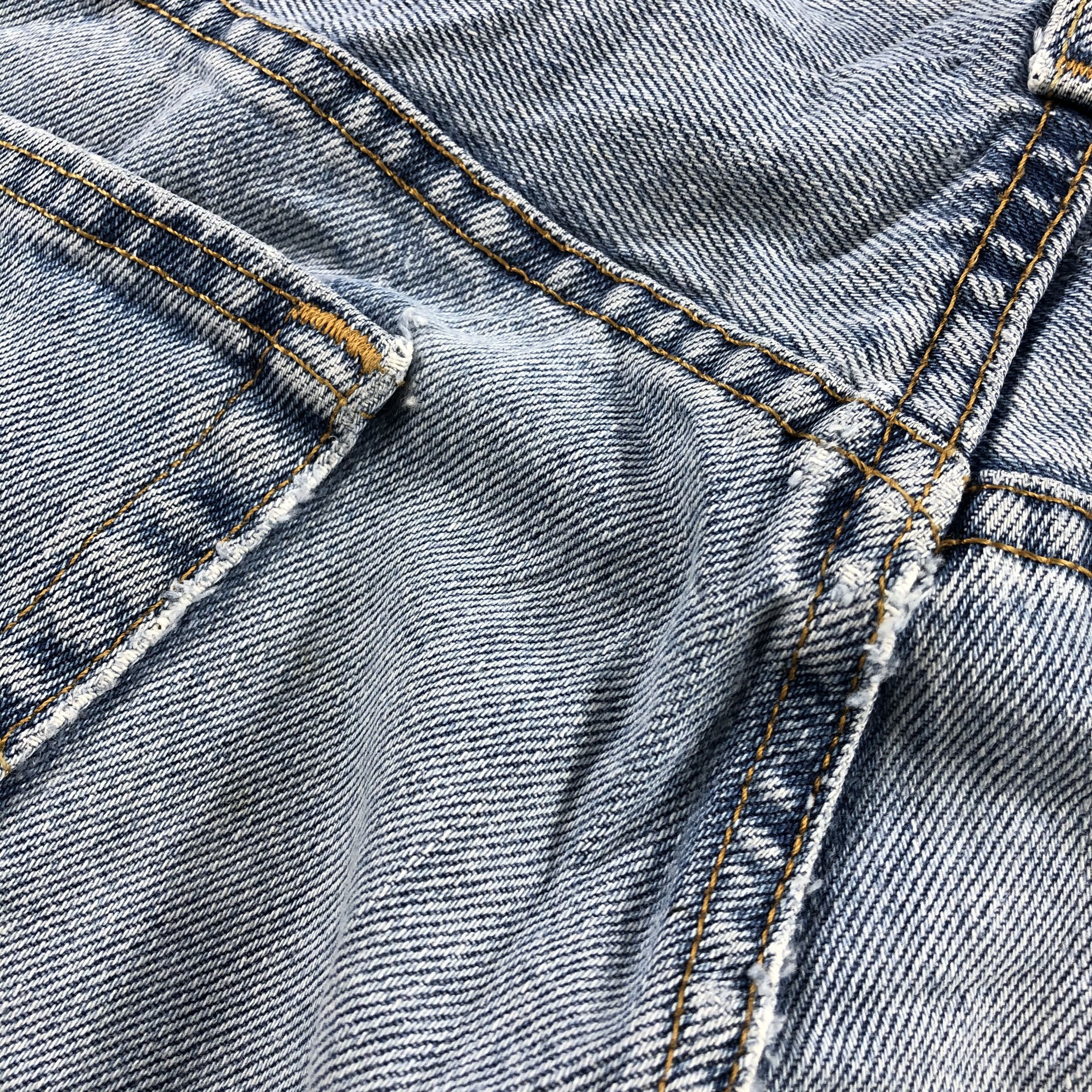 Levi's Vintage Blue Wash Levis 501 Jeans-J2324 Size US 35 - 9 Thumbnail