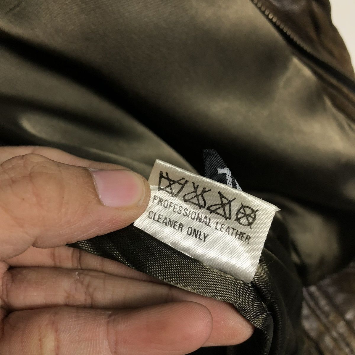 Robert Comstock VINTAGE BOMBER BIKER GENUINE LEATHER JACKET ROBERT COMSTOCK Size US L / EU 52-54 / 3 - 25 Thumbnail