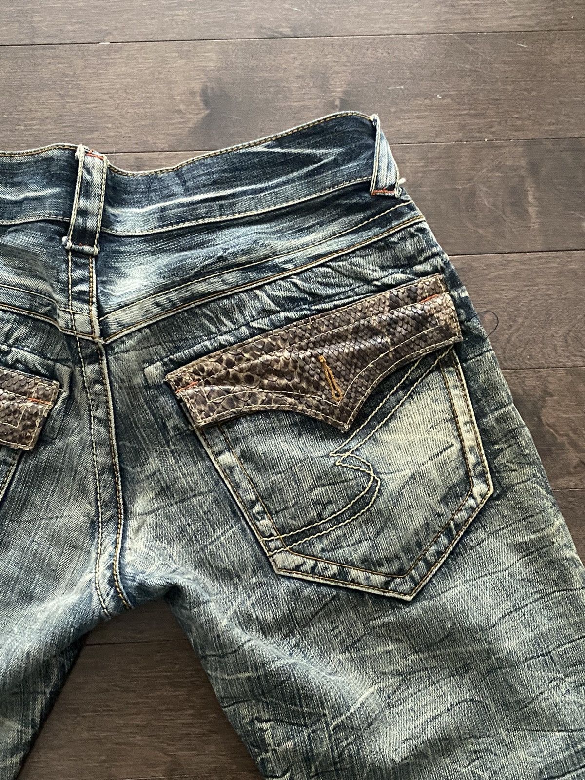 If Six Was Nine Semantic Design denim snakeskin shorts Size US 29 - 3 Thumbnail