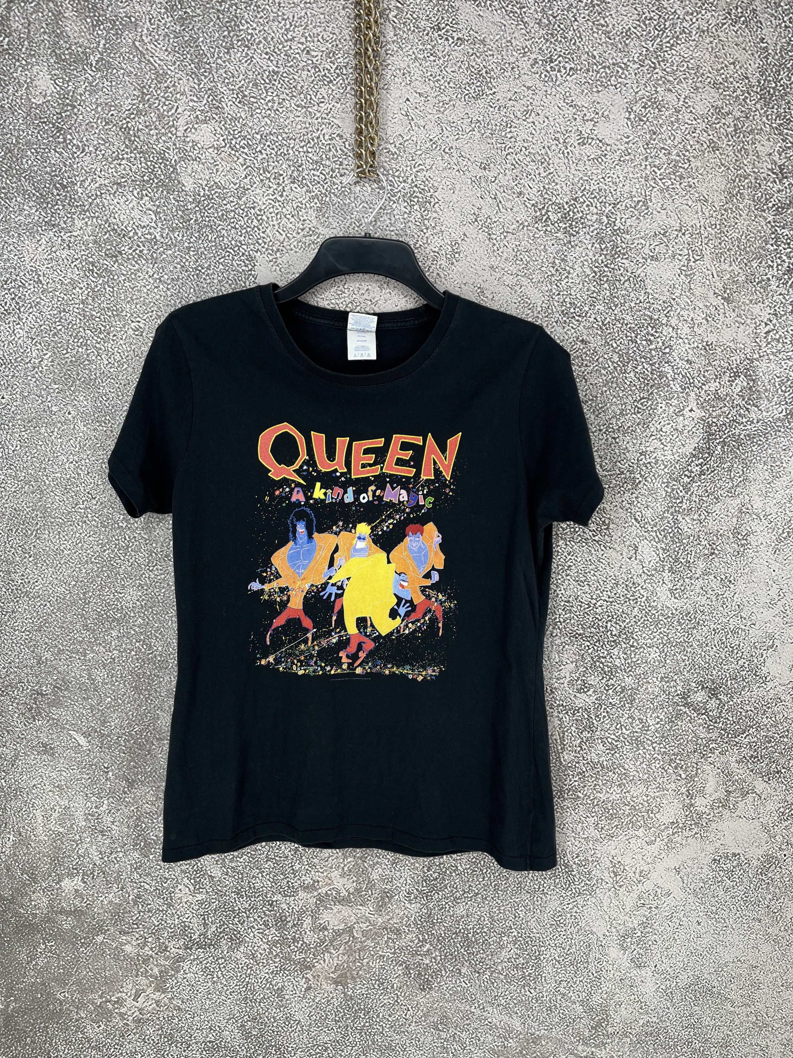 Band Tees Queen Vintage 2000s A Kind of Magic Rock Band Tee Size L / US 10 / IT 46 - 1 Thumbnail