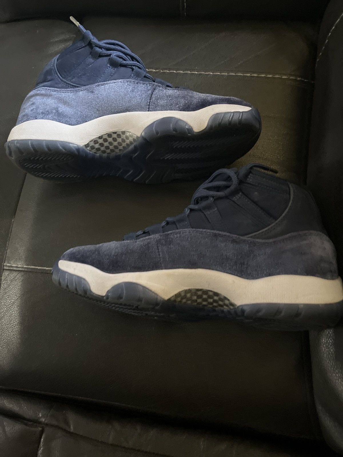 Jordan Brand Womens jordan 11 midnight navy Size US 8.5 / IT 38.5 - 2 Thumbnail