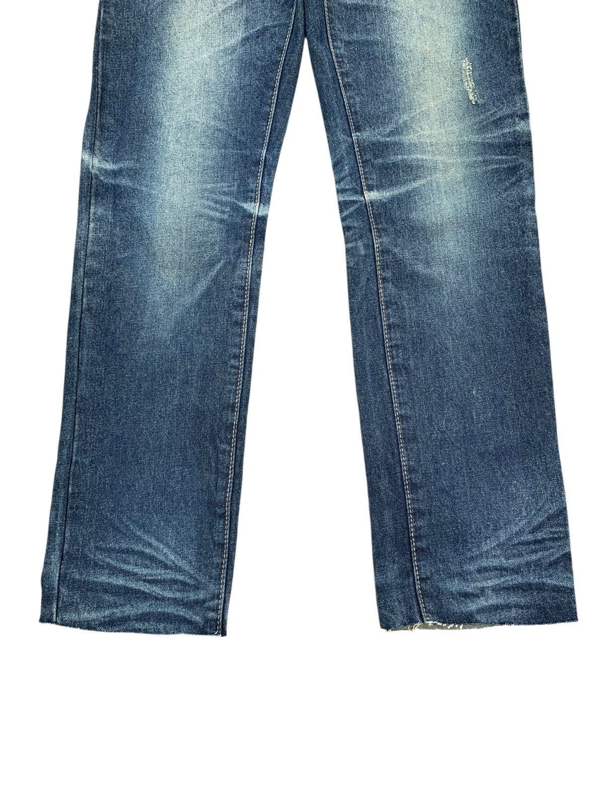 Japanese Brand CONCERT CLUB BUCKLE BACK RUSTY DISTRESSED DENIM Size US 29 - 6 Thumbnail