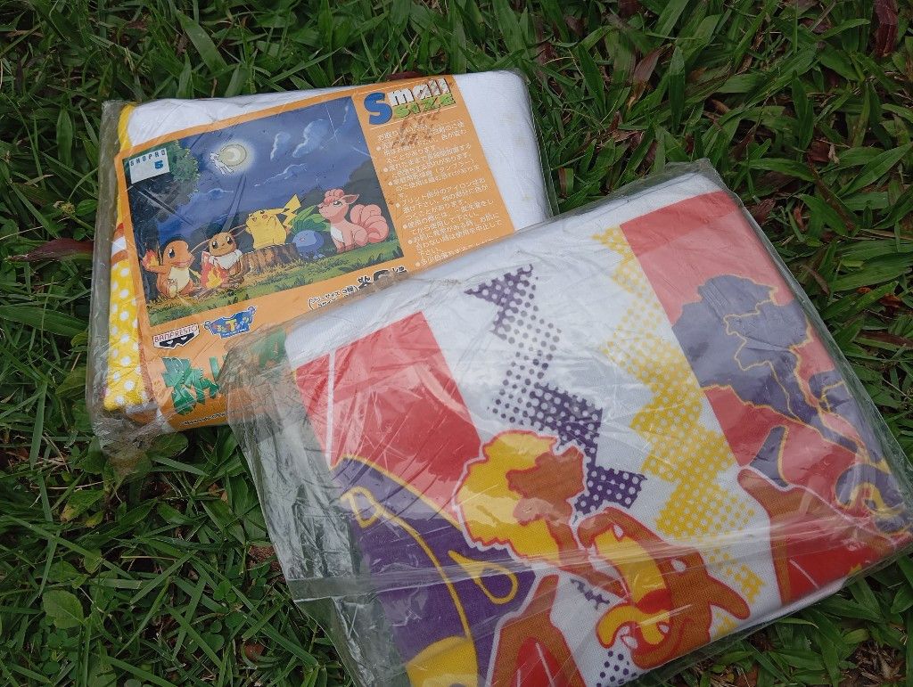 Pokemon × Vintage VTG Deadstock 90s Pokemon tshirt 🎉 Pikachu⚡ & Charizard 🔥 Size US XS / EU 42 / 0 - 1 Thumbnail