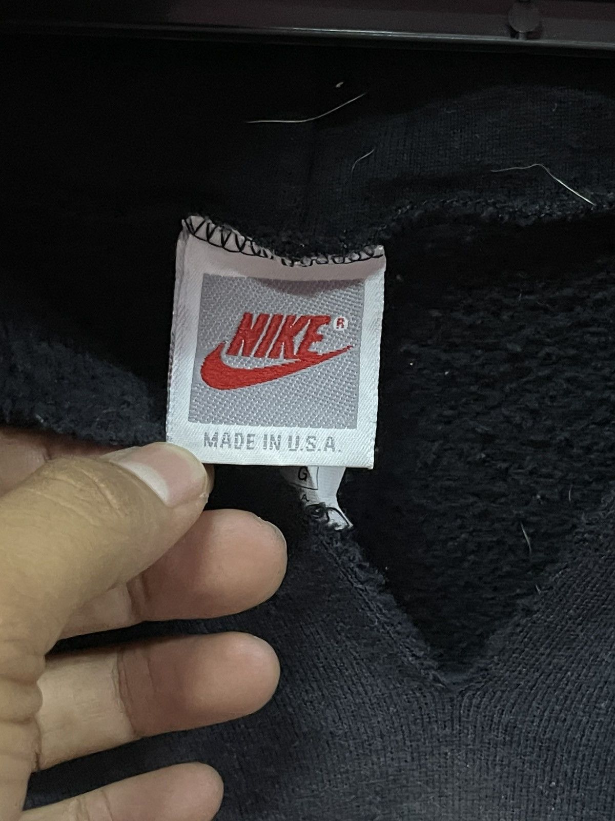 Nike Vintage 90s Thrashed Nike Hoodie🔥🔥🔥 Size US L / EU 52-54 / 3 - 3 Thumbnail