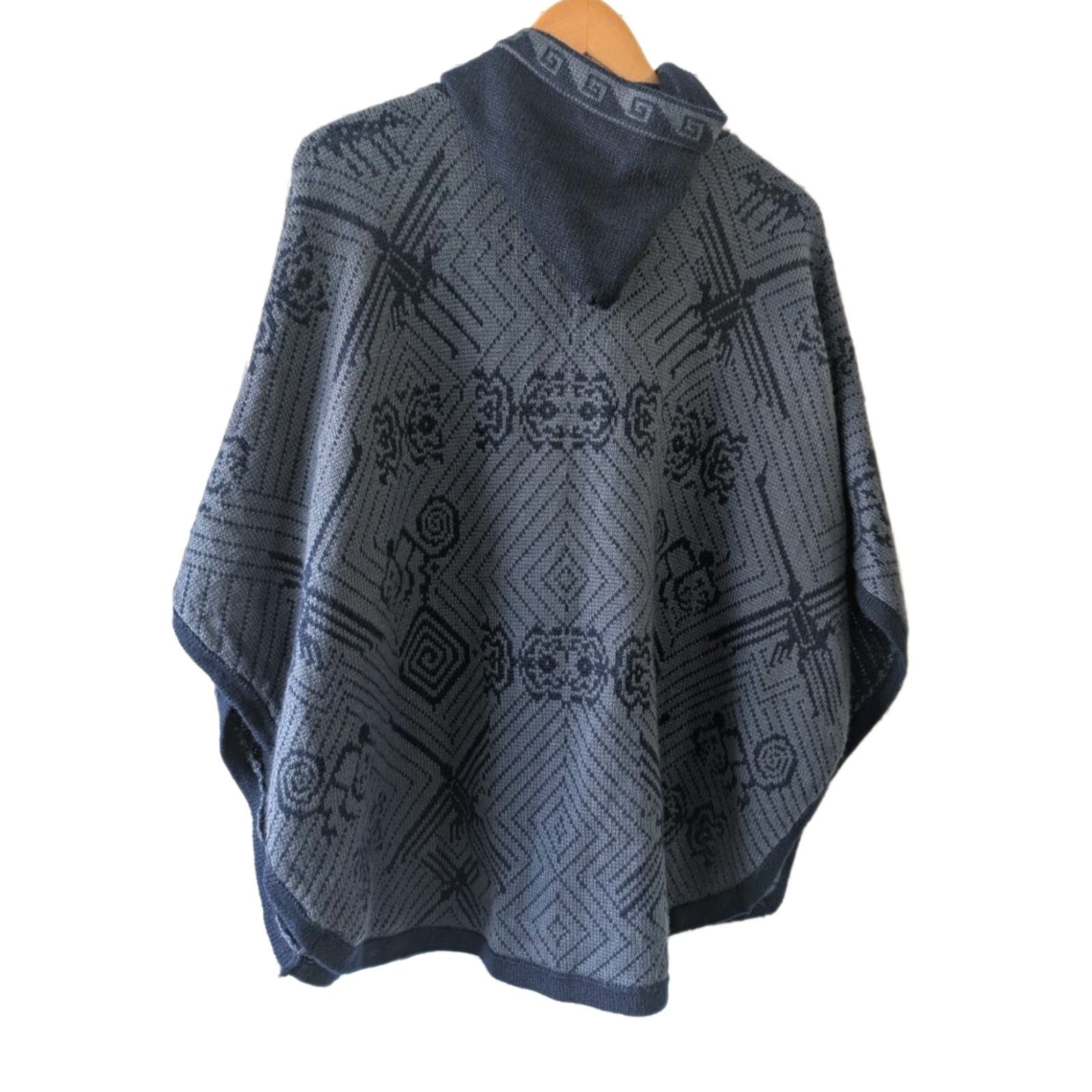 Vintage Amorinka Peru Women's Knit Poncho Hoodie Cape Blue One Size Toggle Closure Size ONE SIZE - 2 Thumbnail