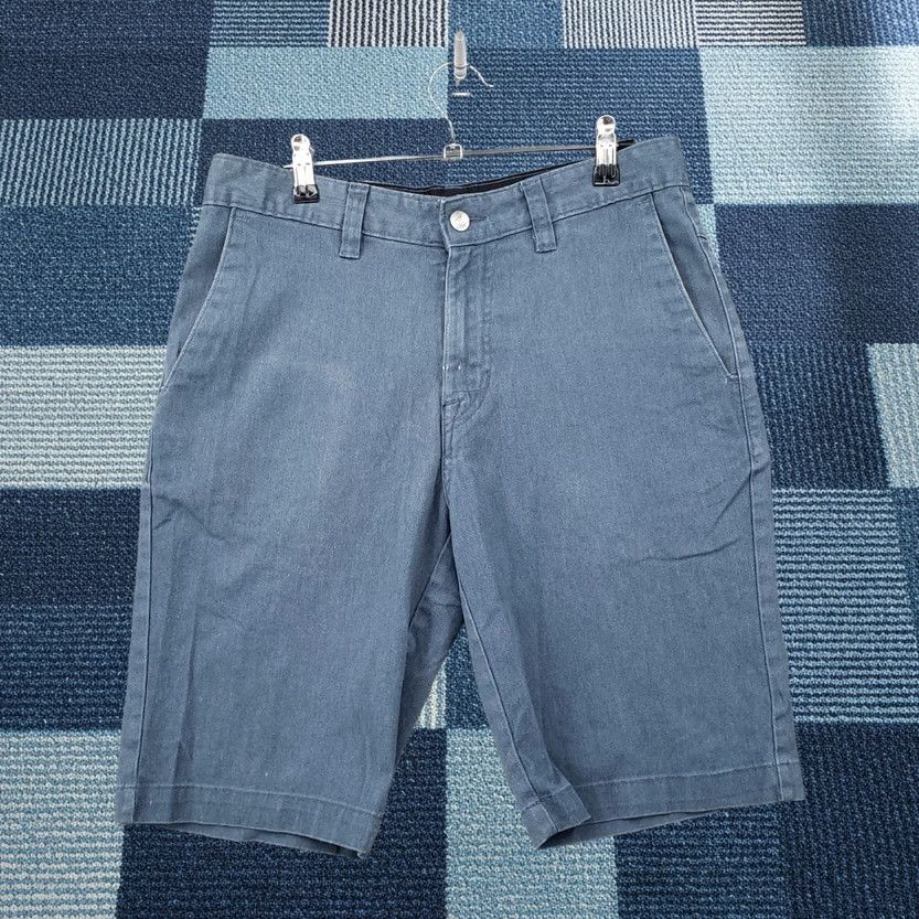 Volcom Volcom Shorts Mens 29 Blue Chino Mid Rise Bermuda Flat Front Zip Fly Pockets Size US 29 - 1 Thumbnail