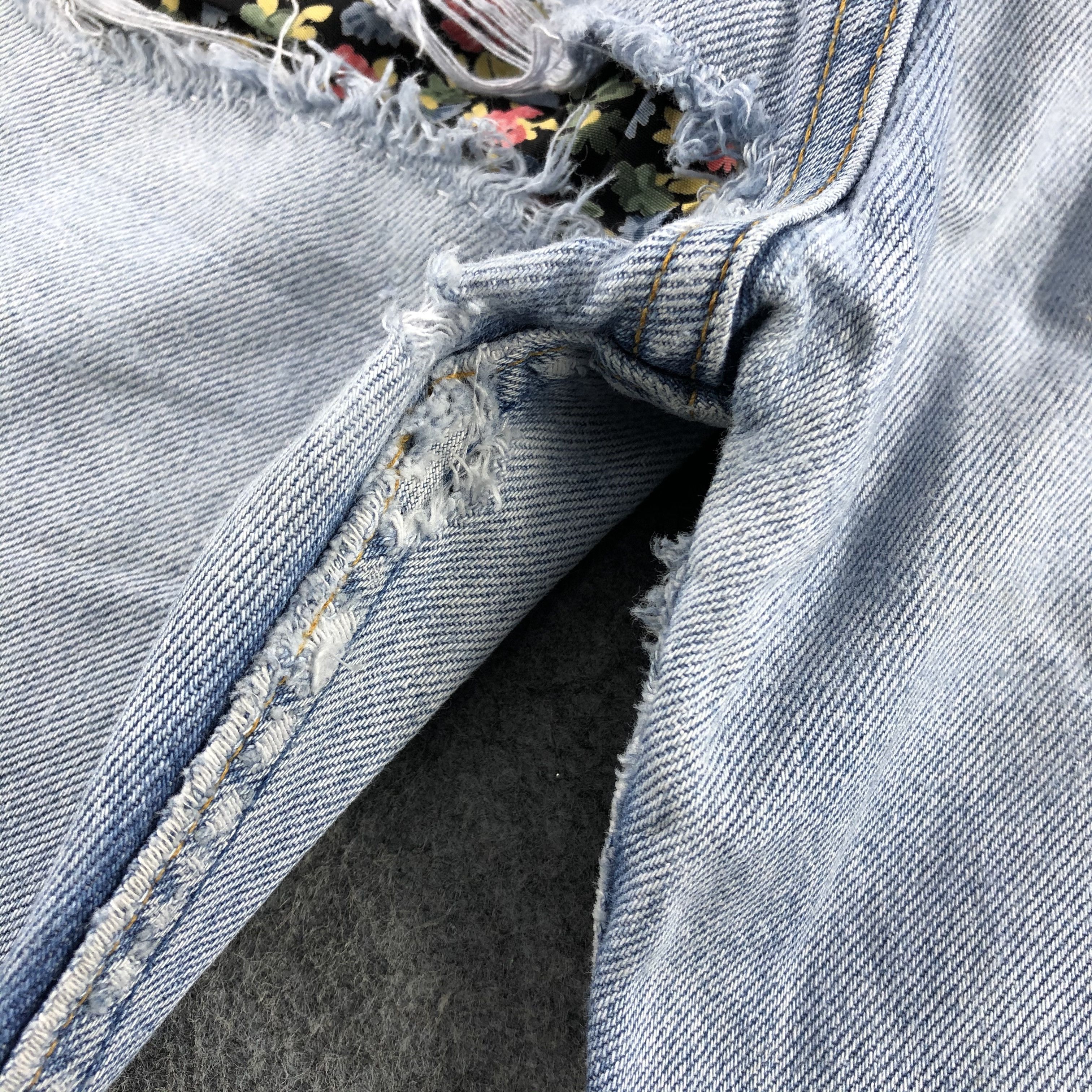 Levi's Vintage 90s Distress Levis 501 Jeans-J1408 Size US 28 / EU 44 - 8 Thumbnail