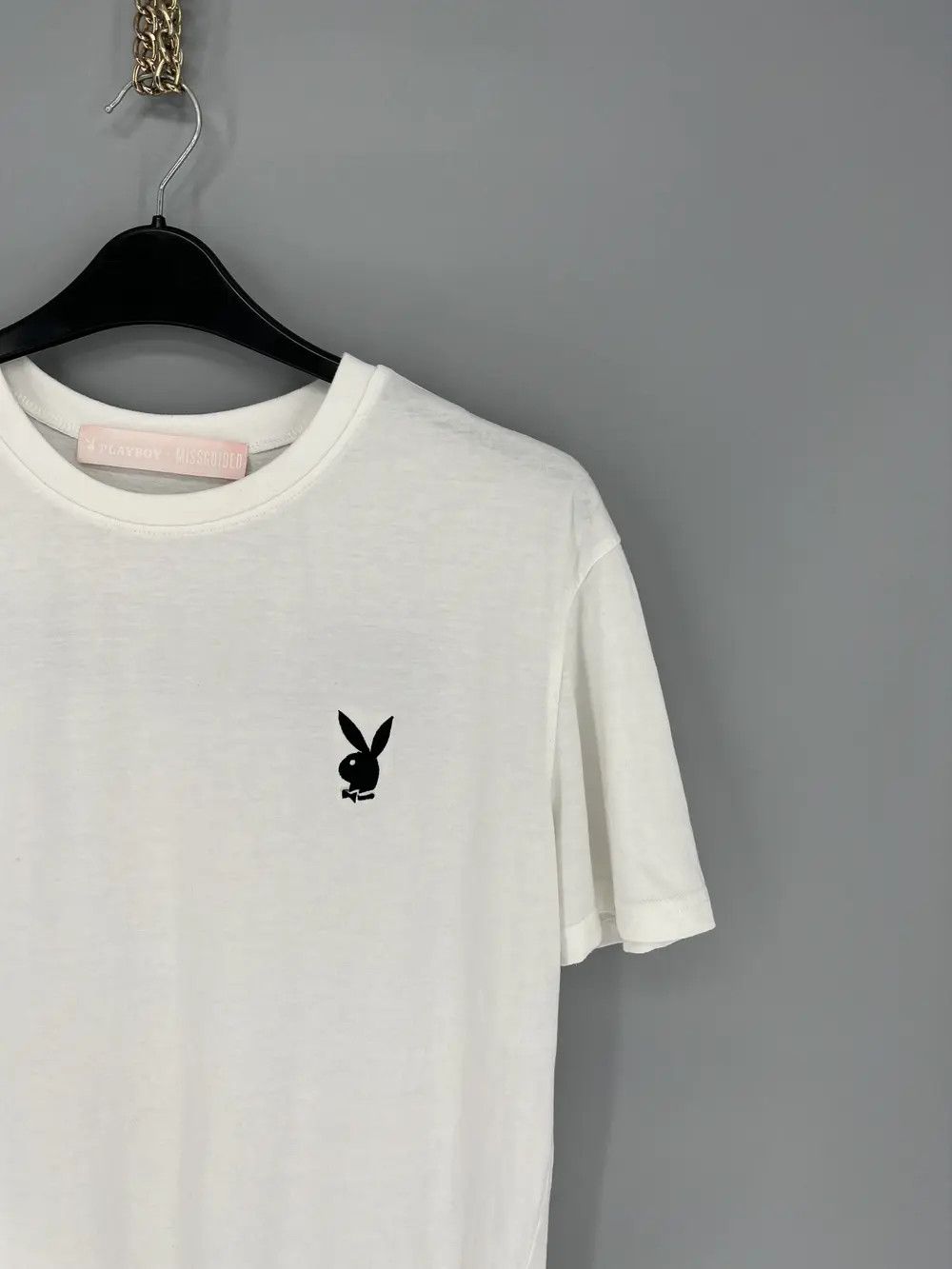 Playboy VINTAGE PLAY BOY V NECK BOX MAN 👨 LOGO TEE Size US M / EU 48-50 / 2 - 5 Thumbnail