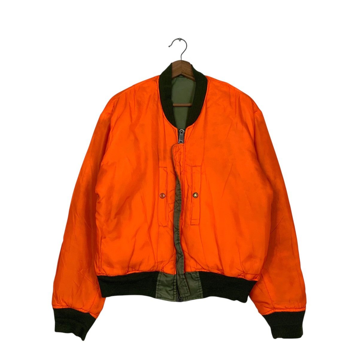 Vintage Vintage 90’s Faded Green Trashed Bomber Jacket #2797-C126 Size US L / EU 52-54 / 3 - 16 Thumbnail