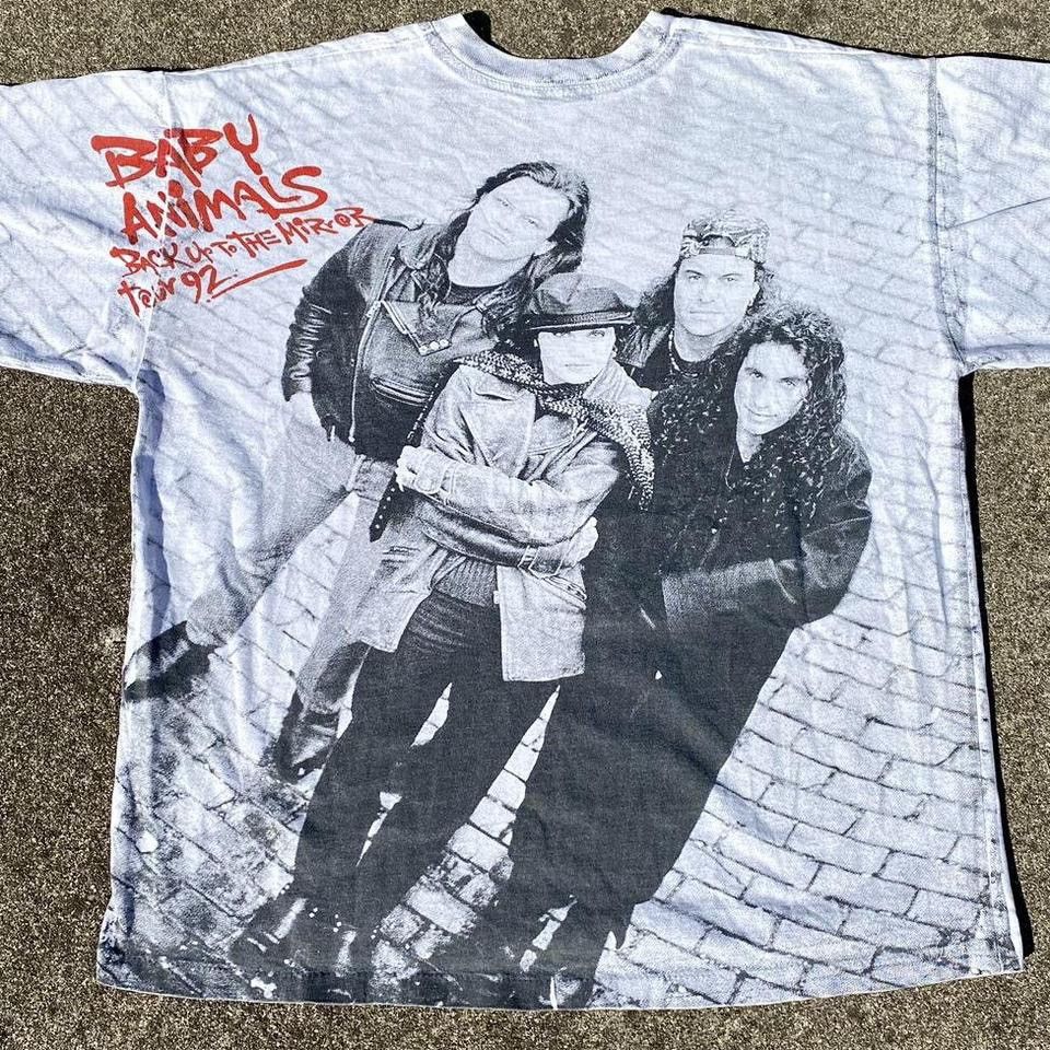 Vintage Vintage 1992 “Back To The Mirror” tour shirt Size US XL / EU 56 / 4 - 2 Thumbnail