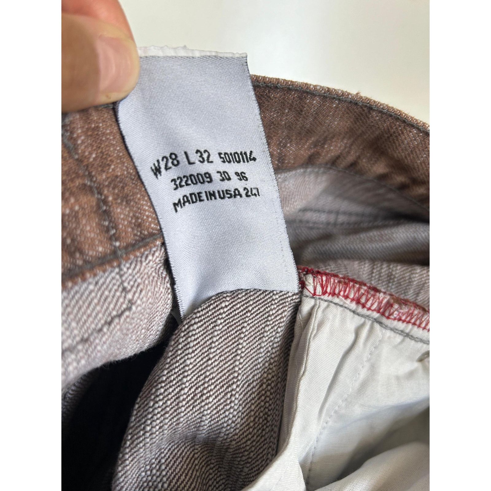 Levi's Vintage Levi's 501 Jeans W28 USA 1996 Brown Selvedge Style Size US 28 / EU 44 - 10 Thumbnail