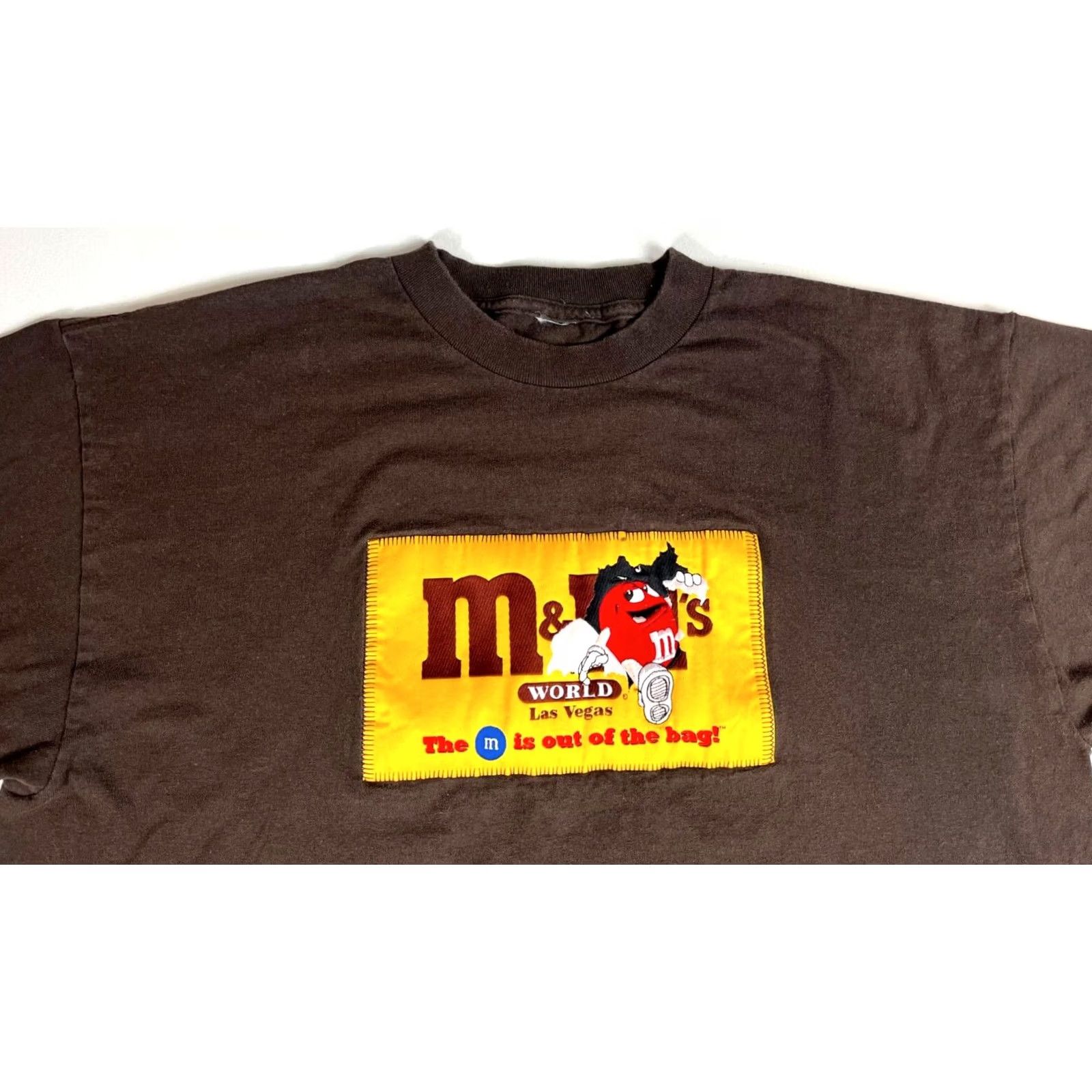 Vintage M&M's World Las Vegas Men's Vintage T-Shirt Embroidered Sz L Brown Crew Neck Short Sleeve Shirt Mens Size US L / EU 52-54 / 3 - 3 Thumbnail