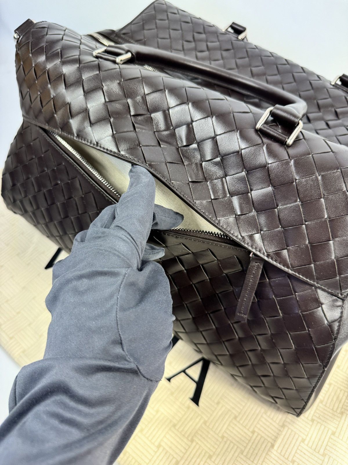Bottega Veneta INTRECCIATO LEATHER DUFEL BAG Size ONE SIZE - 6 Thumbnail