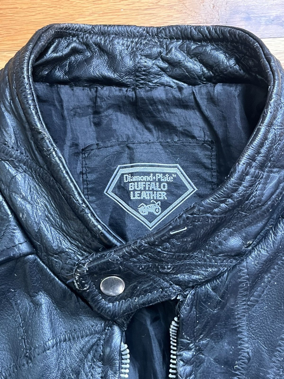 Vintage Diamond plate Buffalo leather biker jacket Size US XXL / EU 58 / 5 - 6 Thumbnail
