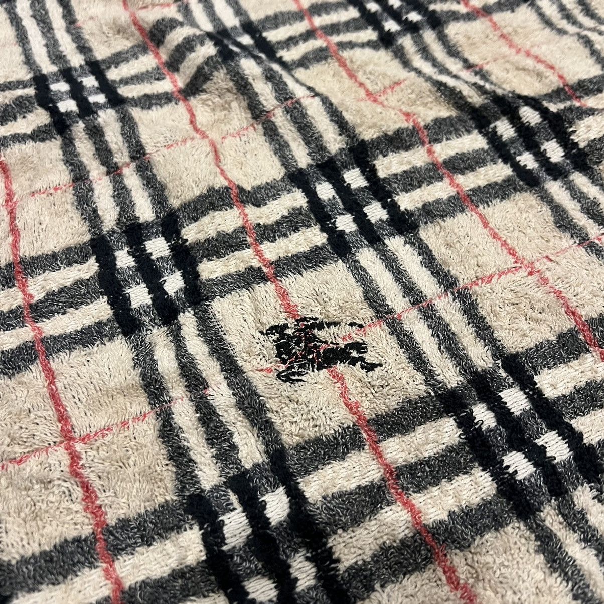 Burberry Burberry Towel Size ONE SIZE - 2 Thumbnail