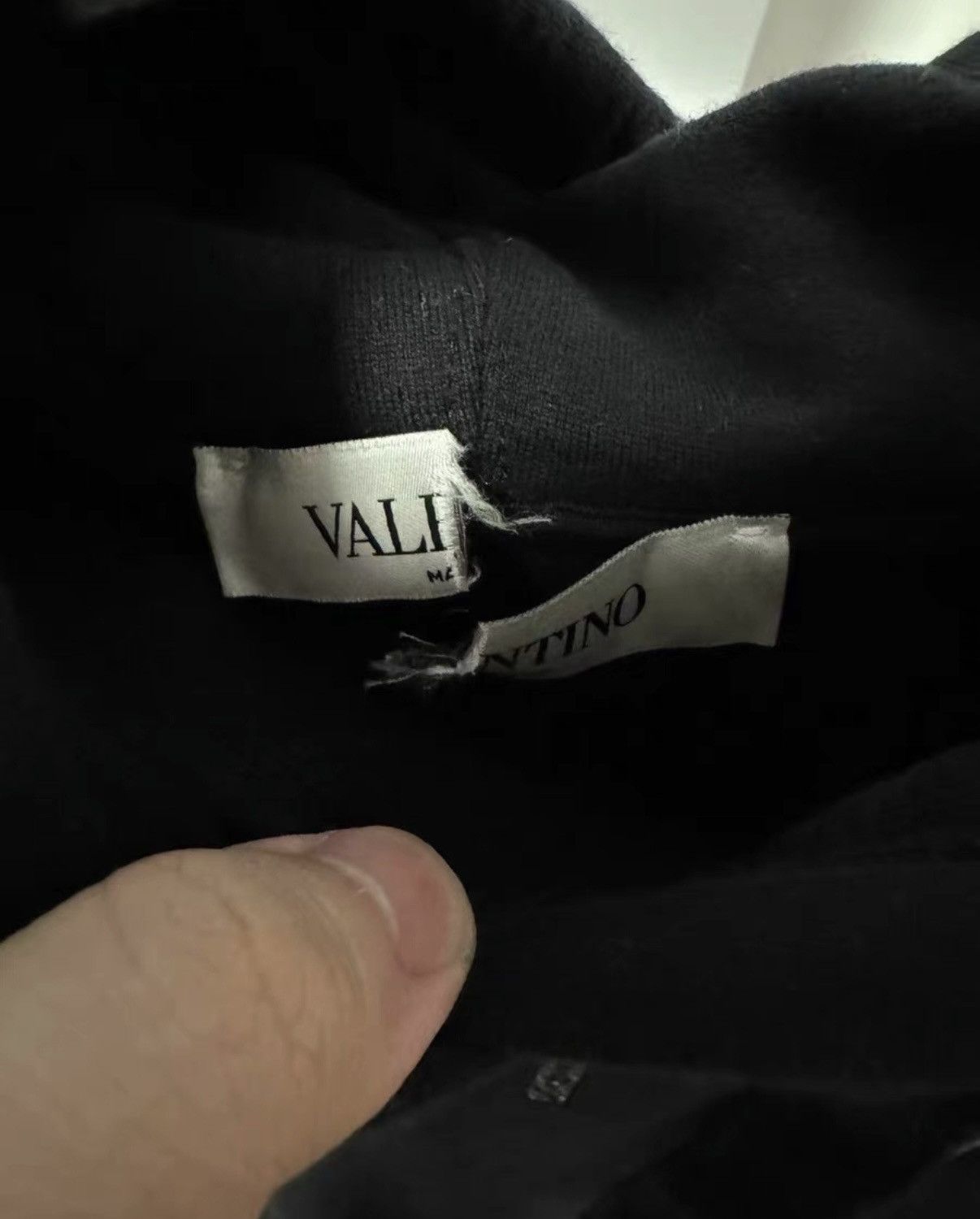 Valentino Valentino Black Hoodie with Chest Logo Size US S / EU 44-46 / 1 - 3 Thumbnail