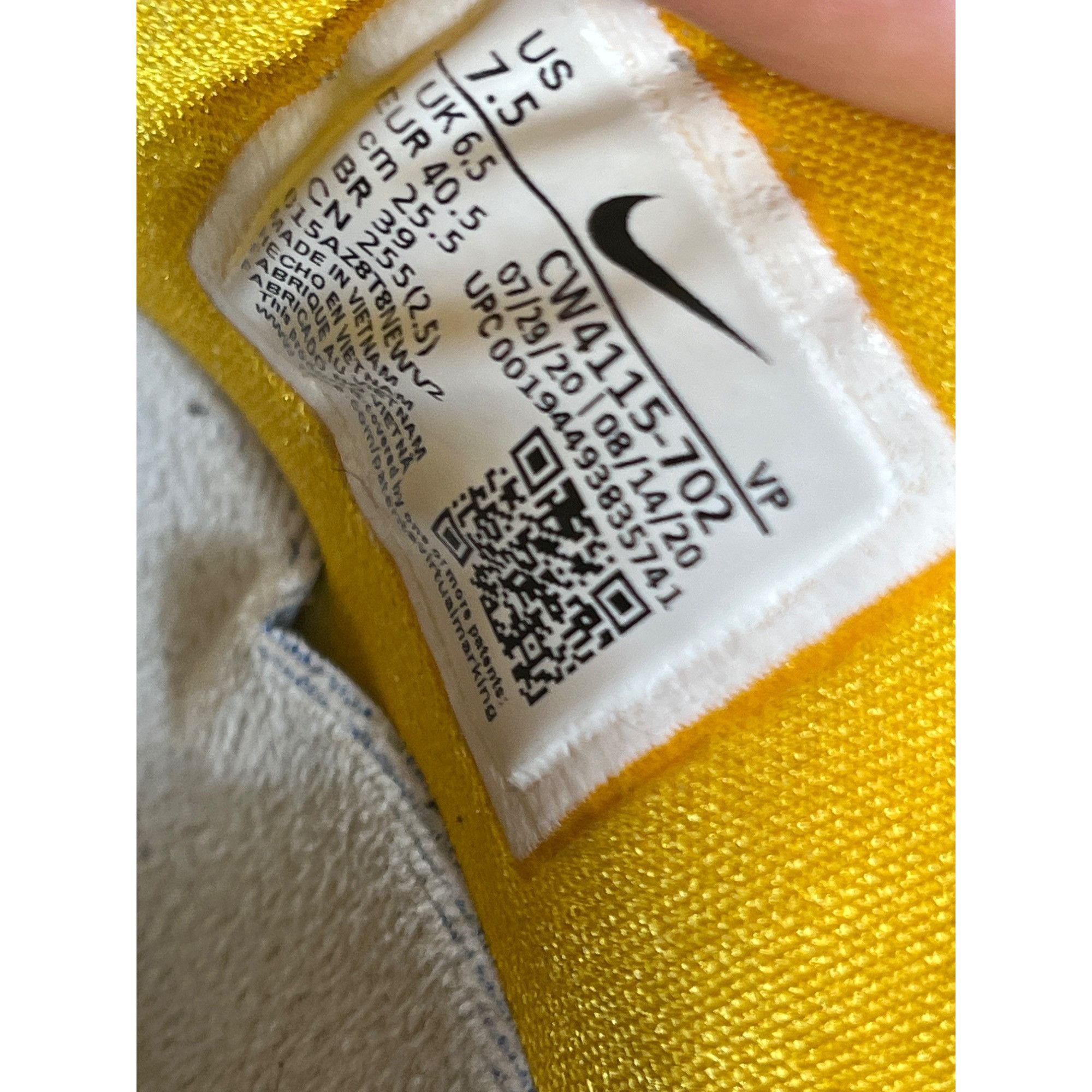 Nike Nike Men Yellow Kevin Durant Basketball Shoes Size 7.5 SKU 7 Size US 7.5 / EU 40-41 - 12 Thumbnail