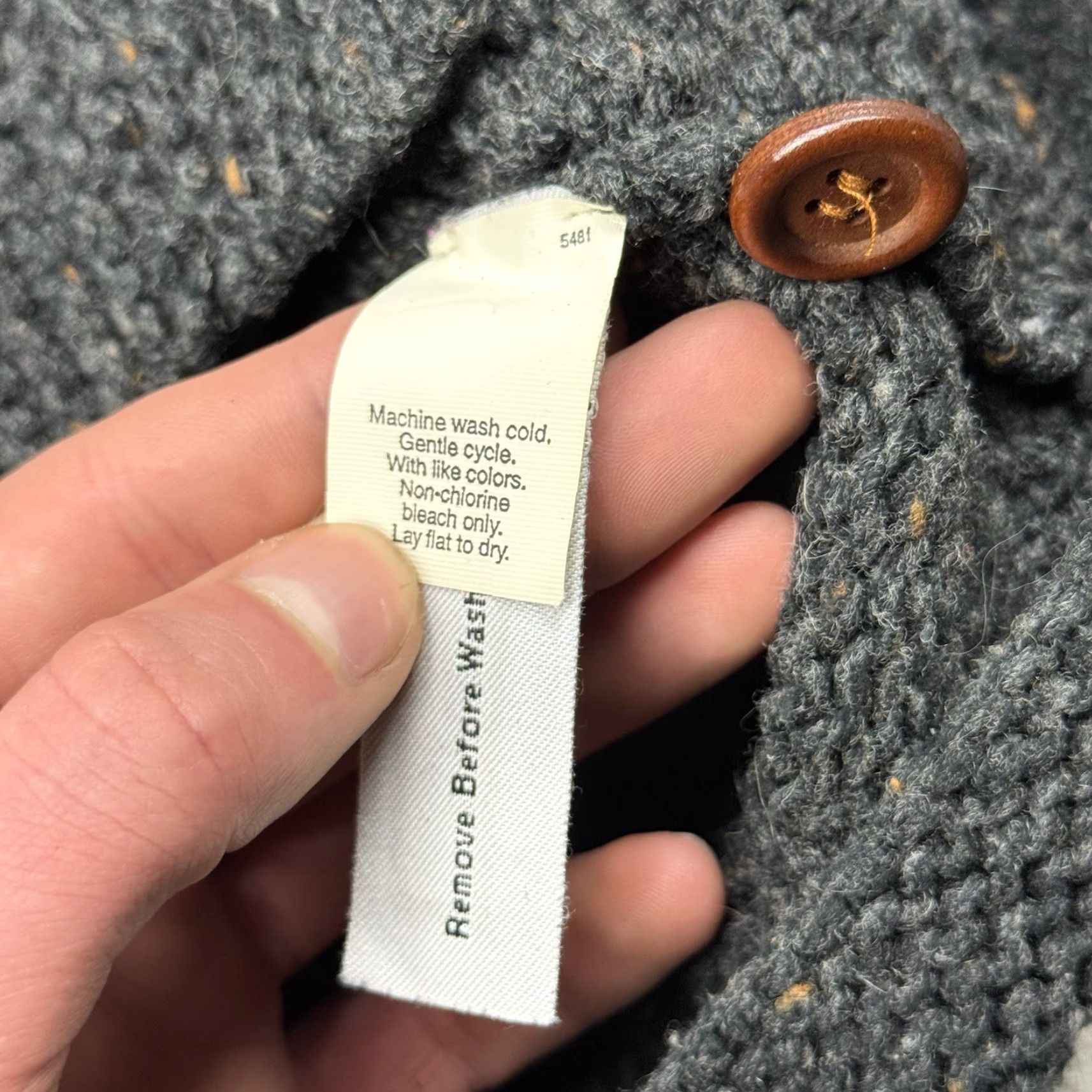 J.Crew J.CREW Cardigan Knit by Hand Dark Grey Wool Blend Belted Wood Buttons S Women's Sweater Cable Knit Fisherman Pattern Vintage No Size S / US 4 / IT 40 - 4 Thumbnail