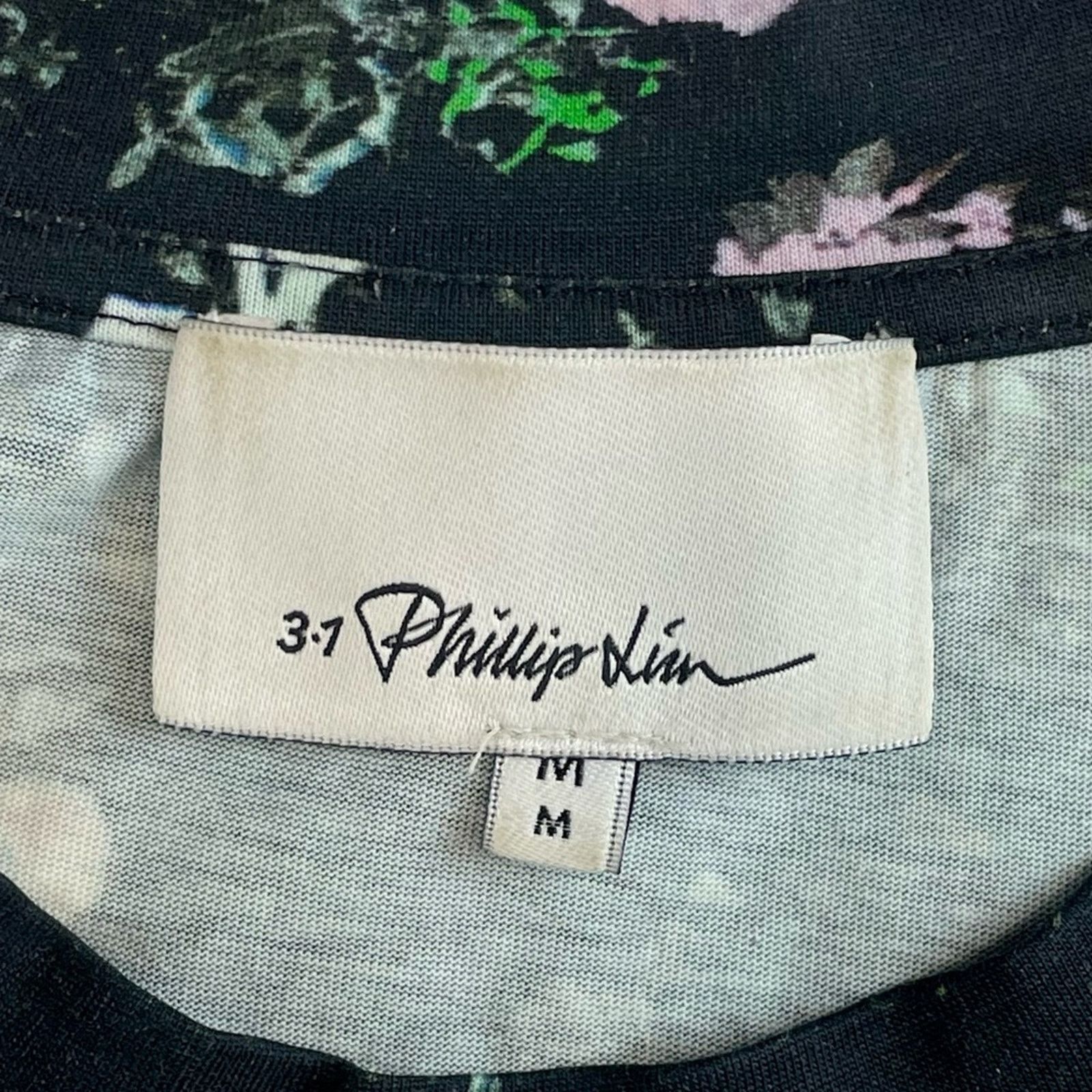 3.1 Phillip Lim 3.1 PHILLIP LIM • Black Floral Crewneck Short Sleeve Tee Size M / US 6-8 / IT 42-44 - 11 Thumbnail