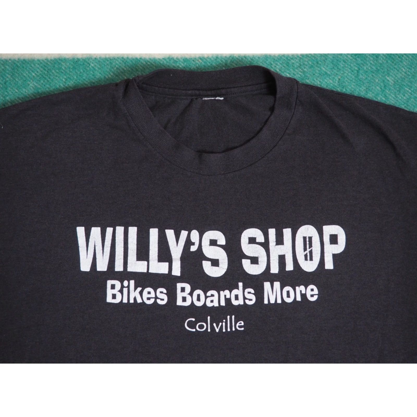 Vintage VINTAGE 90s Y2K 2000s Willys Bike Shop Cycling Colville Faded Black Tee T-Shirt M Mens Short Sleeve Crew Neck Cotton Logo Graphic Print Size US M / EU 48-50 / 2 - 2 Thumbnail