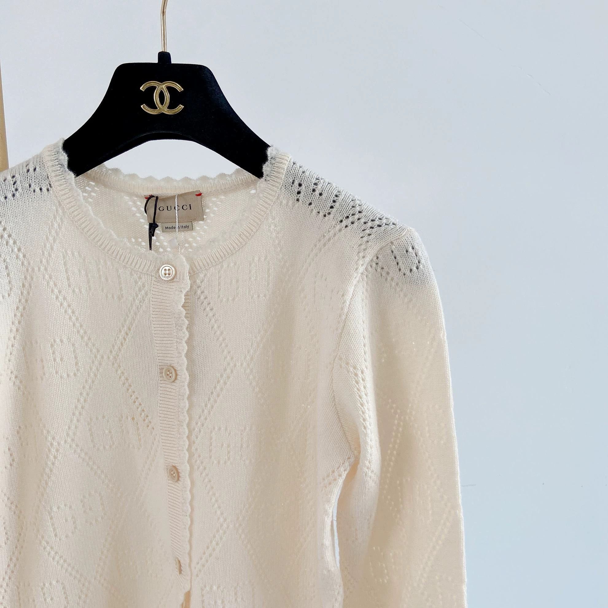 Gucci Gucci Beige Double G Logo Knit Cardigan Size 12Y With Tags Size XS / US 0-2 / IT 36-38 - 4 Thumbnail