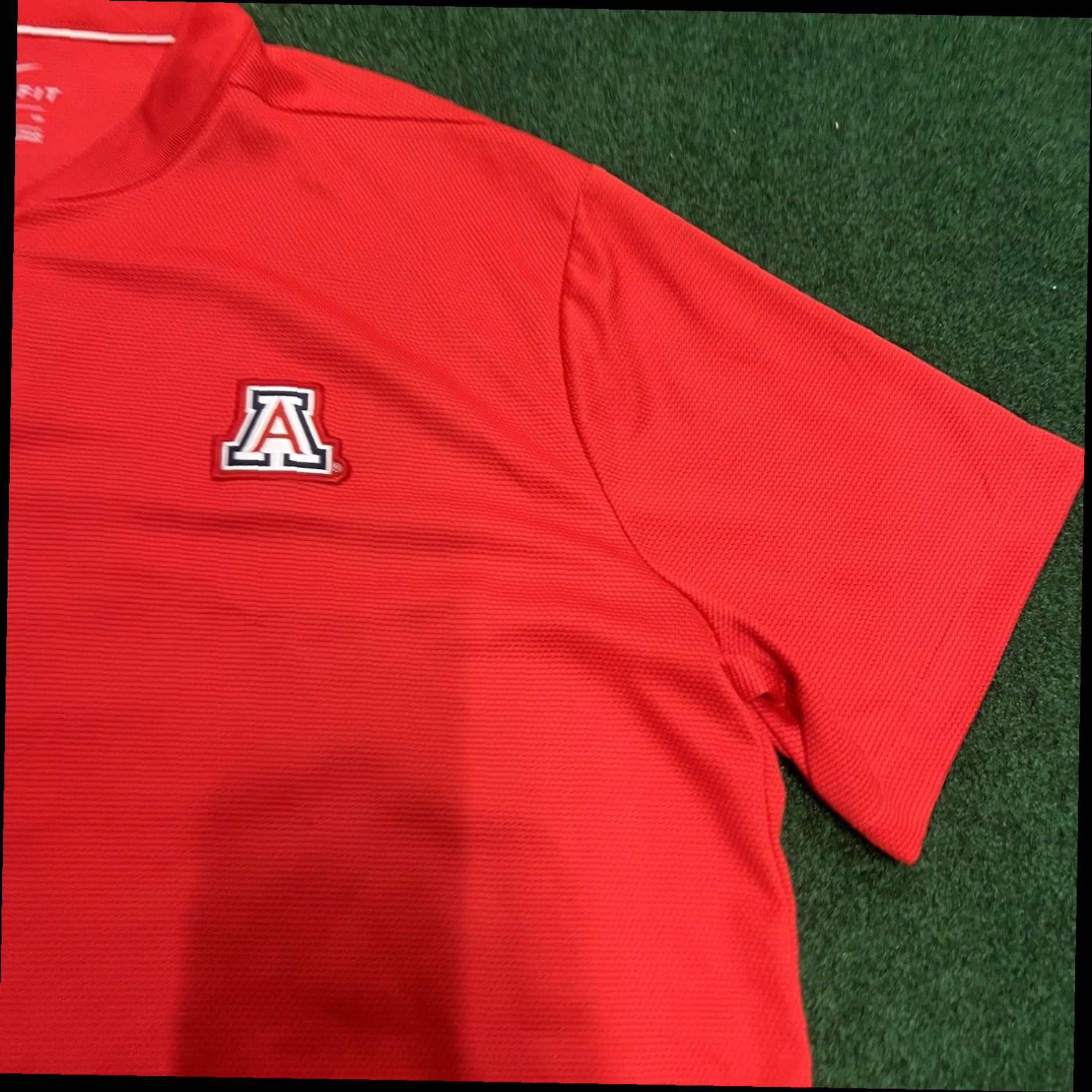 Nike University of Arizona Wildcats Shirt Mens XL Nike Dri Fit Short Sleeve Team Issu Size US XL / EU 56 / 4 - 2 Thumbnail