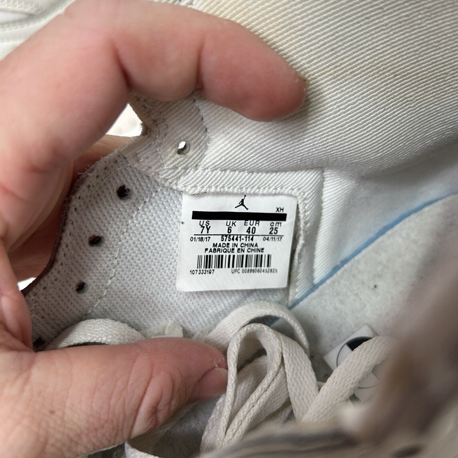 Nike Nike Shoes Air Jordan 1 Retro High OG BG “Sail” 2024 Size US 8.5 / IT 38.5 - 8 Thumbnail