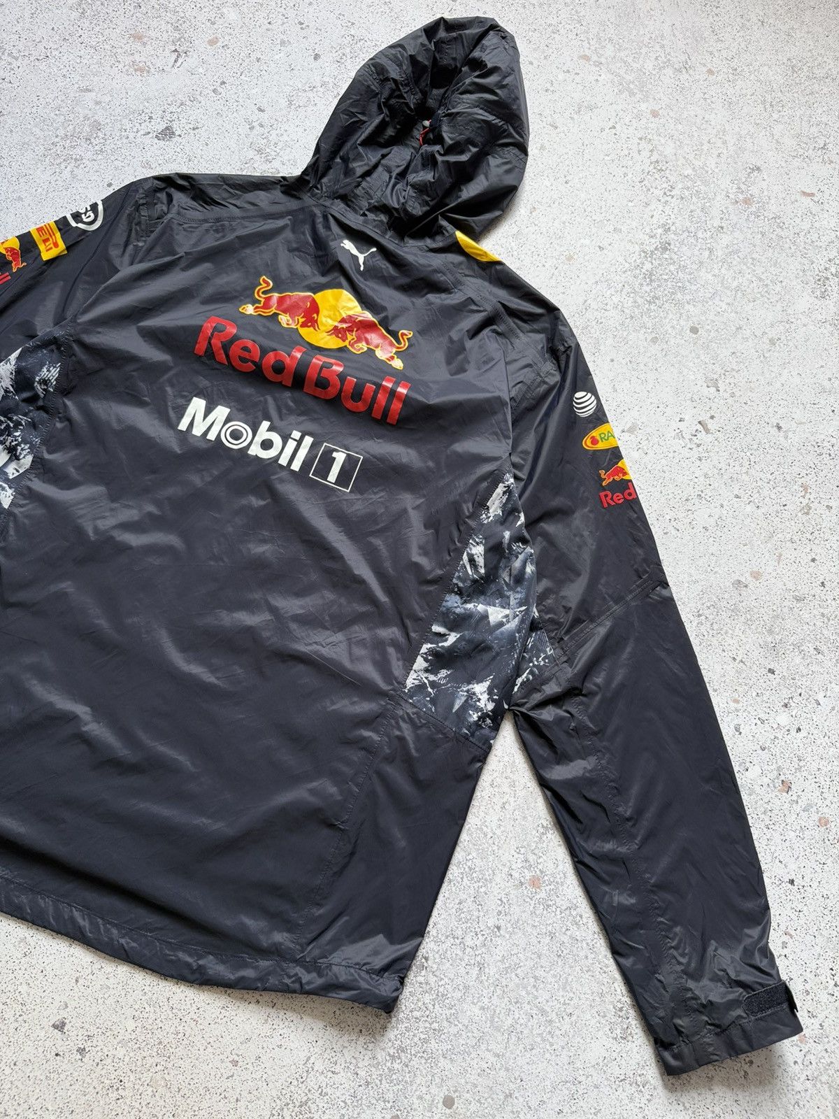 Puma Puma Aston Martin Red Bull Racing f1 rain Jacket Size US XL / EU 56 / 4 - 9 Thumbnail