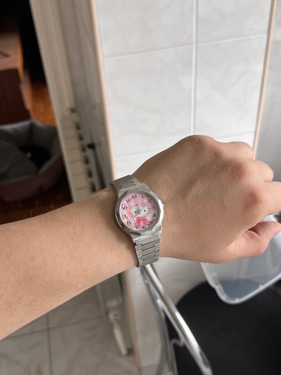 Japanese Brand × Vintage Vintage Japanese style Hello Kitty Watch Futuristic Steel Size ONE SIZE - 9 Thumbnail