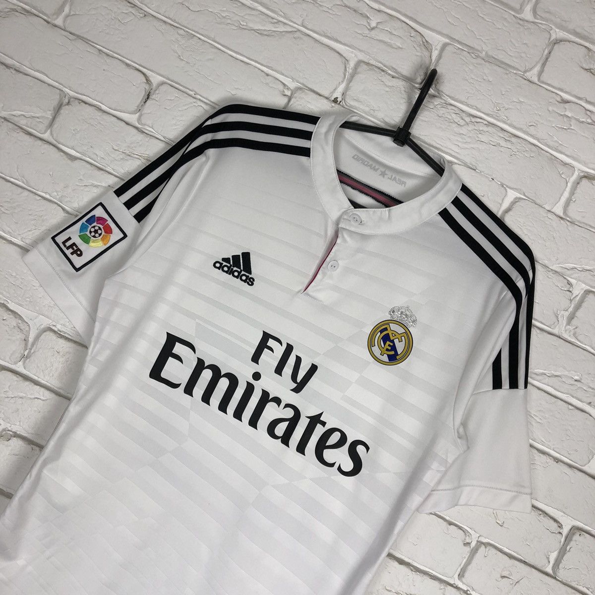 Adidas Real Madrid #23 Isco 2014 2015 home soccer jersey adidas Size US S / EU 44-46 / 1 - 3 Thumbnail