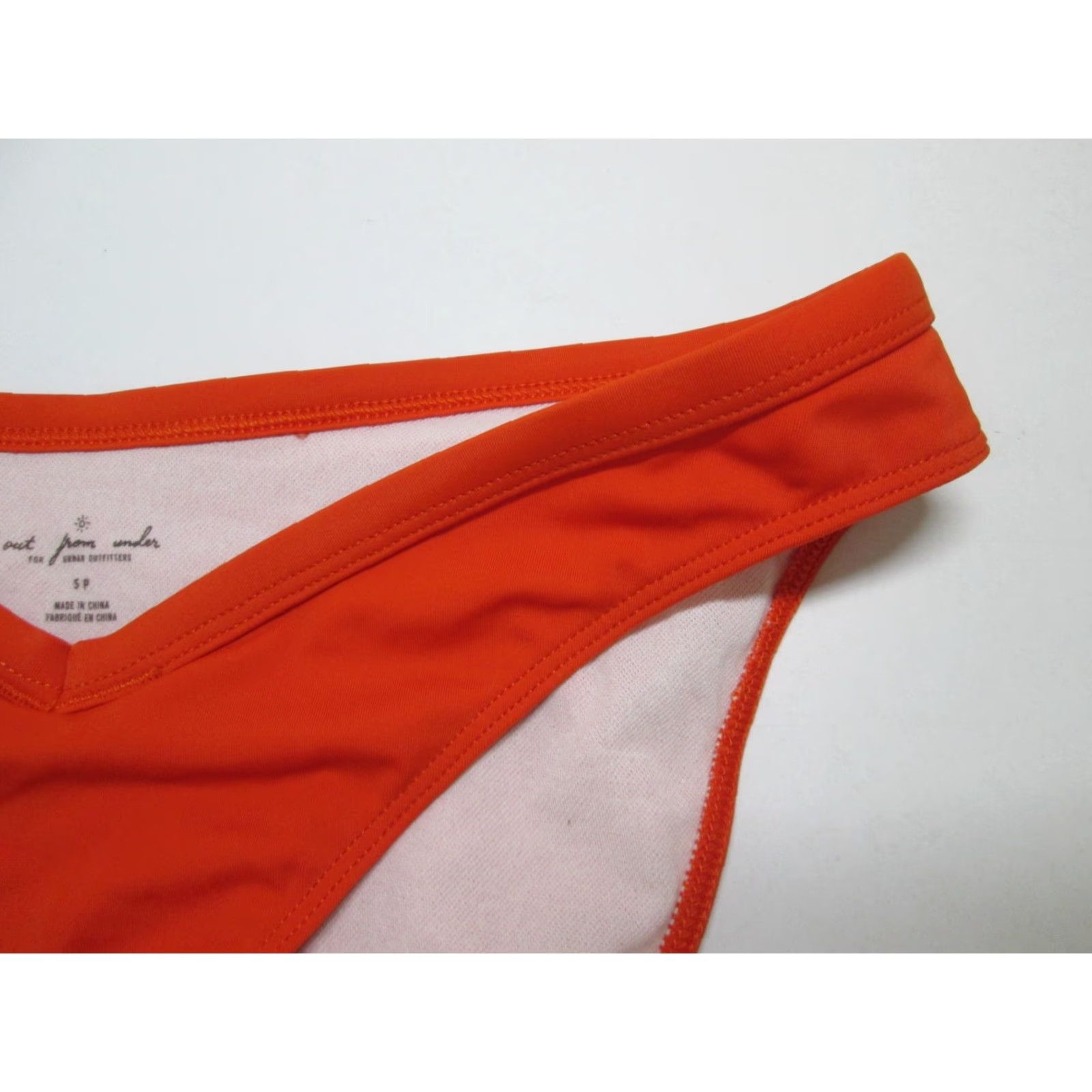 Vintage Out From Under Womens Size S Red Cheeky Bikini Bottom Swimwear Beachwear Solid Pattern Size 28" / US 6 / IT 42 - 3 Thumbnail