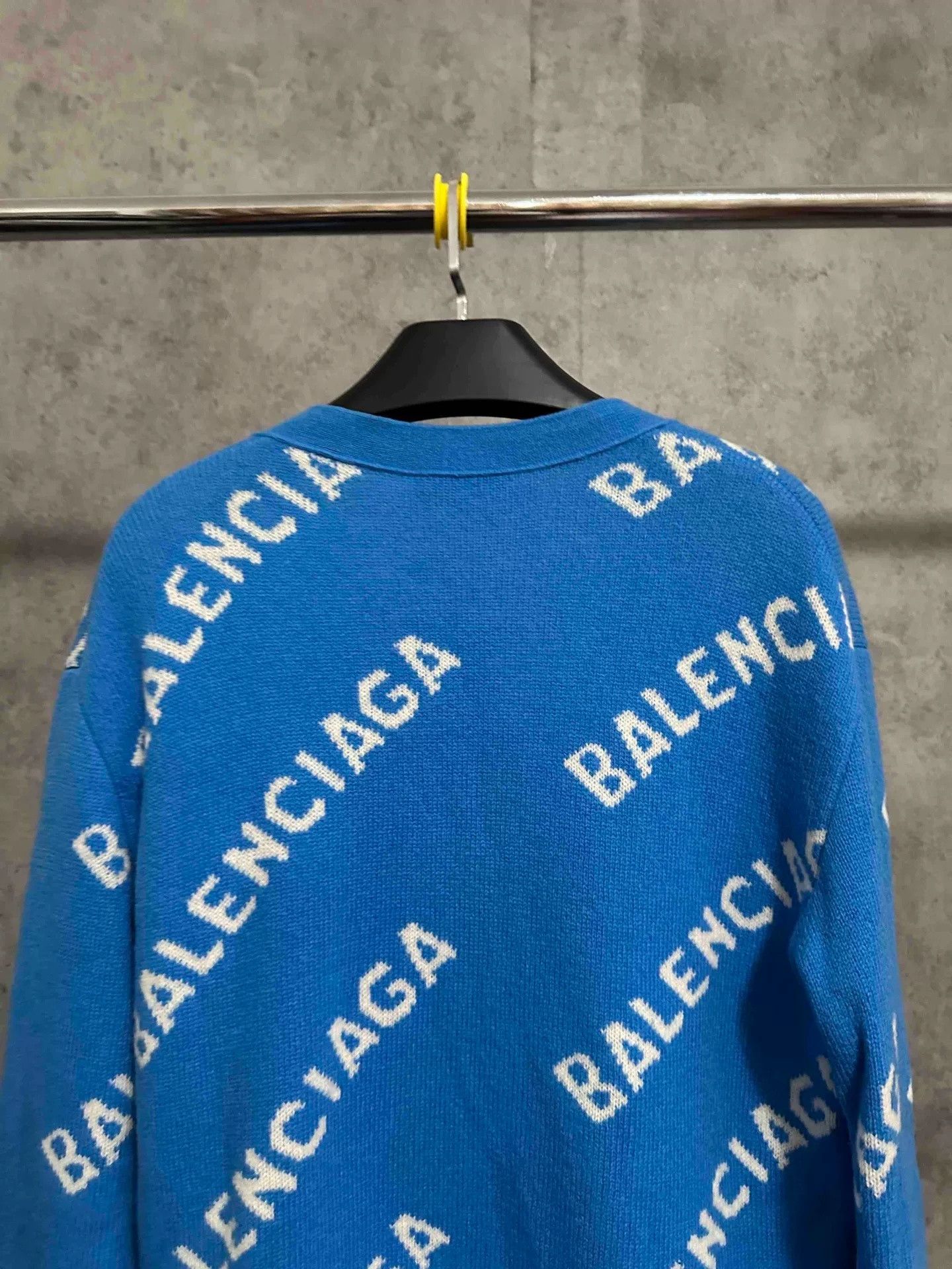 Balenciaga Balenciaga All-Over Logo Blue Cardigan Size US S / EU 44-46 / 1 - 5 Thumbnail