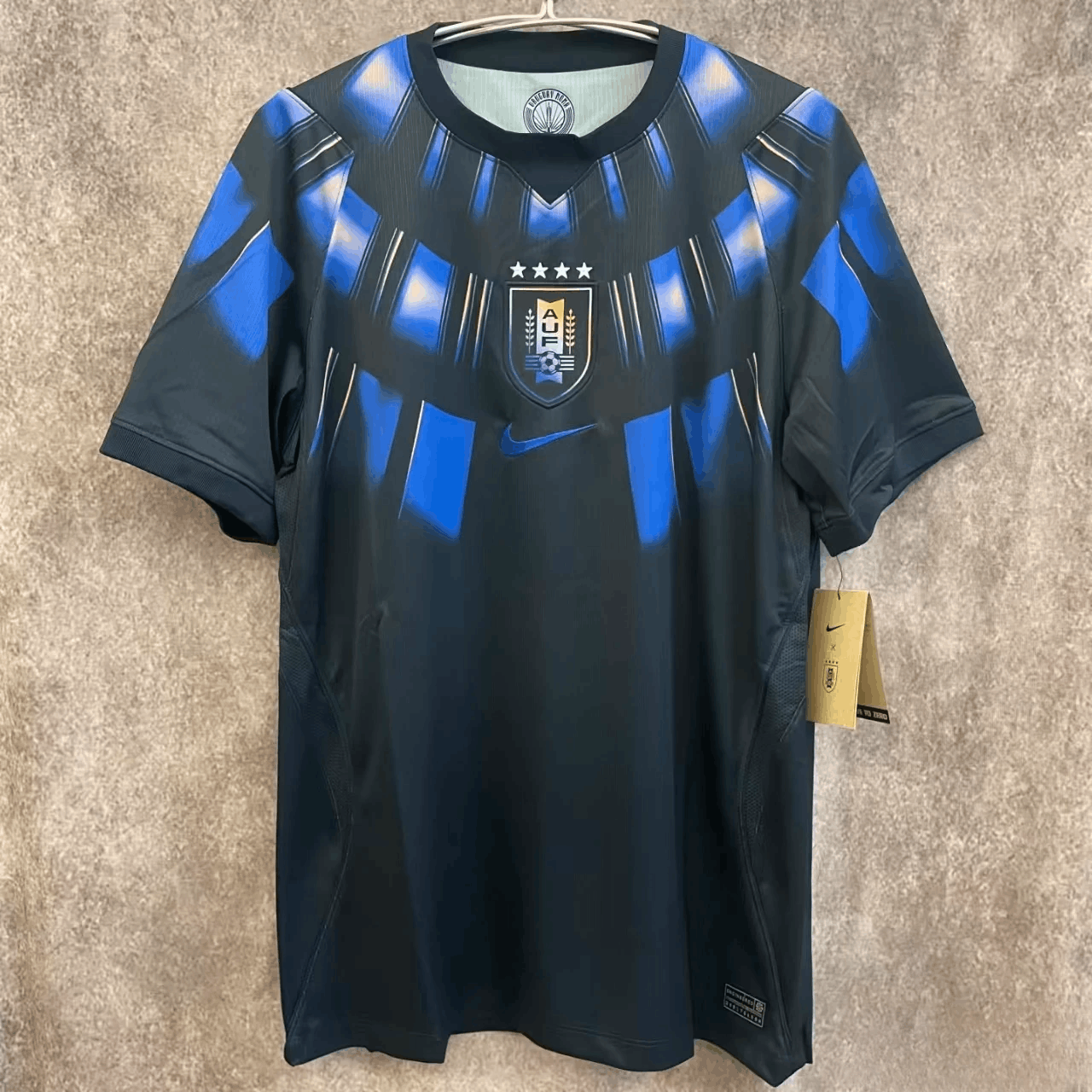 Other 2026 World Cup Uruguay Jersey Size US M / EU 48-50 / 2 - 1 Thumbnail