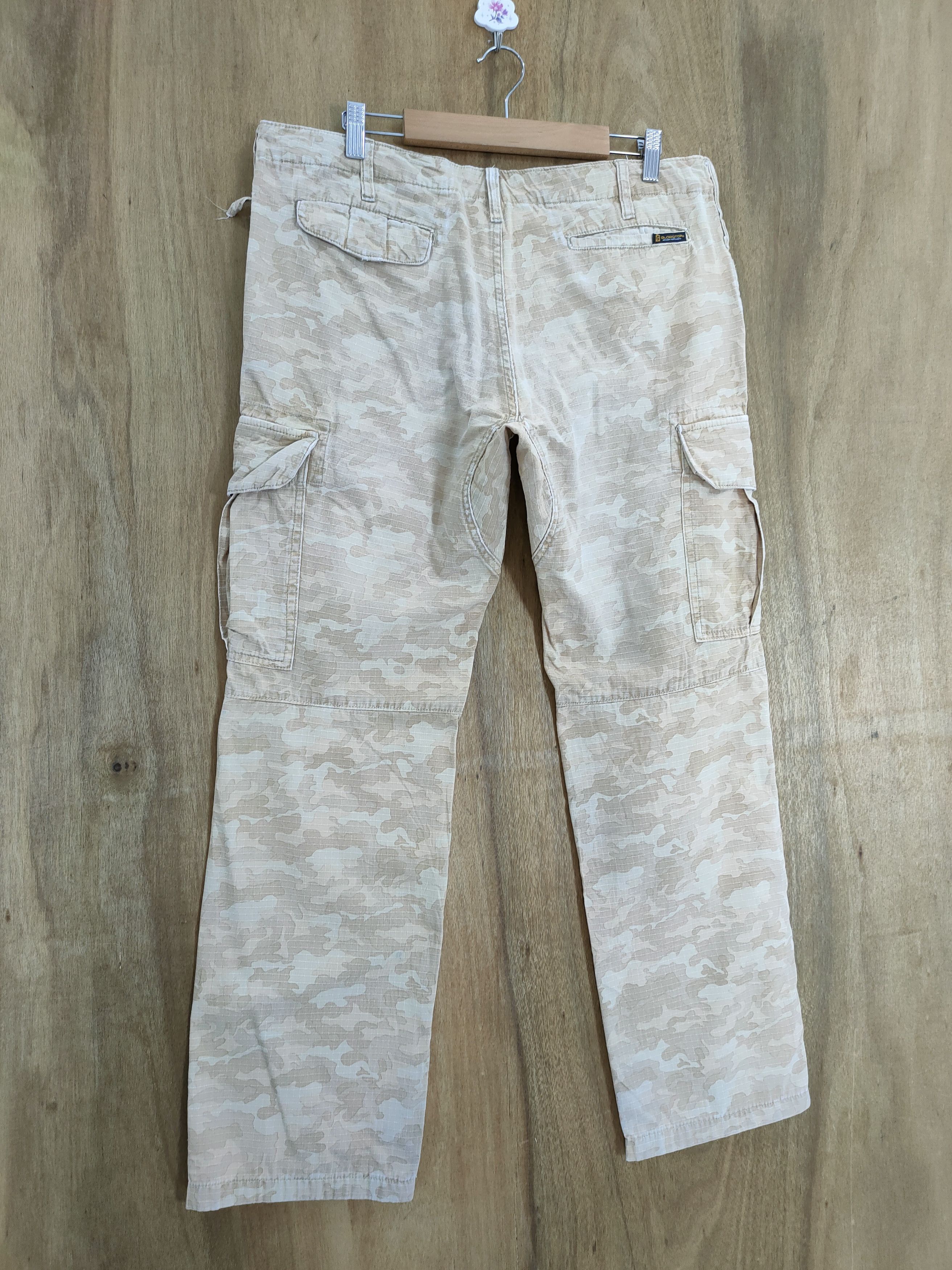 Japanese Brand VINTAGE JAPANESE CAMO FADED CARGO PANTS Size US 34 / EU 50 - 7 Thumbnail
