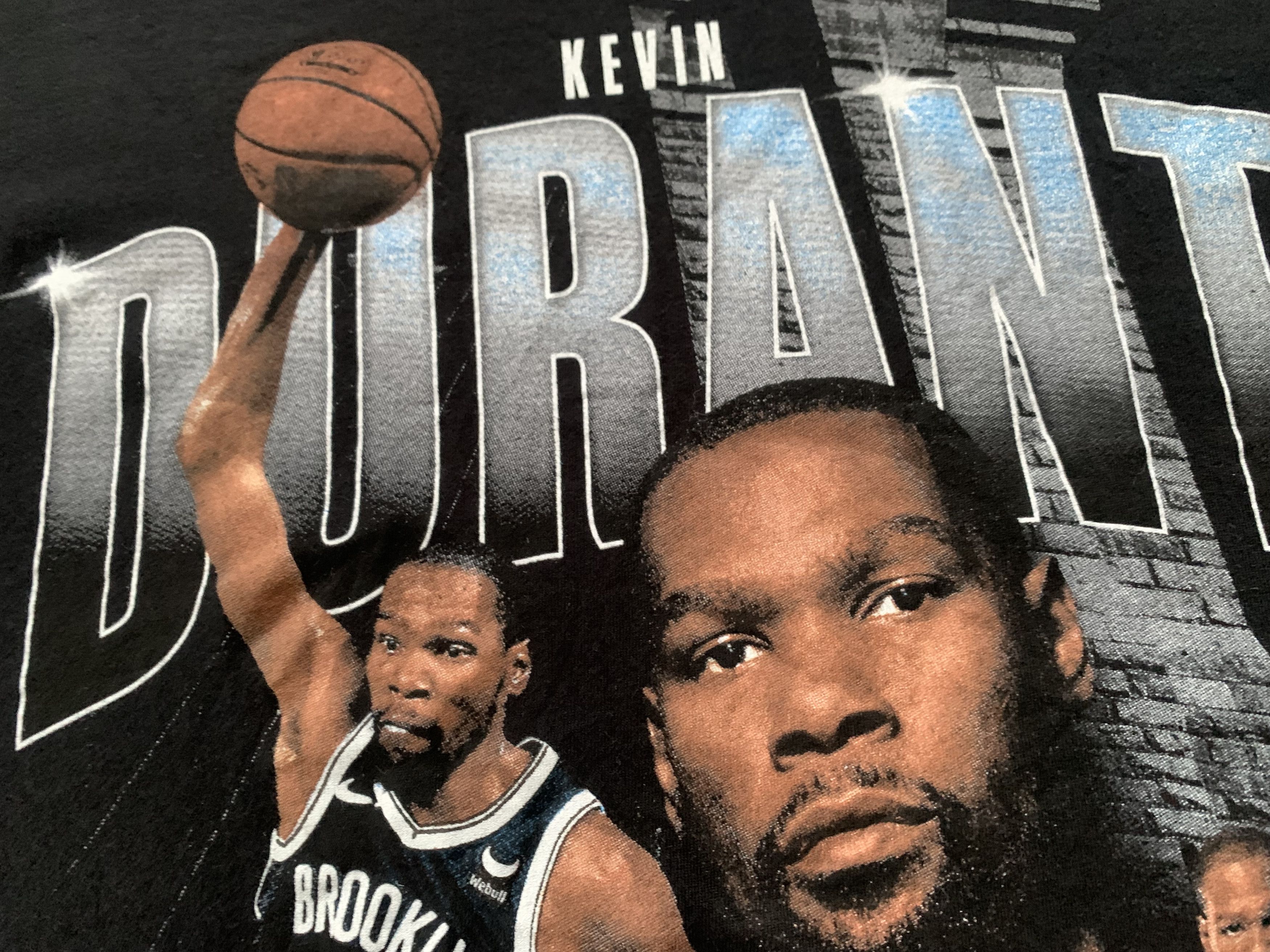 Gildan Kevin Durant Easy Money Brooklyn Nets Graphic Tee Size US M / EU 48-50 / 2 - 6 Thumbnail