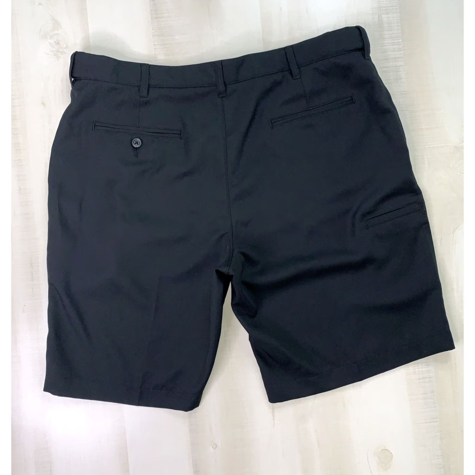 PGA Tour PGA Tour Black Quick Dry Mens 38 Golf Shorts Bermuda Flat Front Polyester Solid Black Casual Sports Mens Size US 38 / EU 54 - 6 Thumbnail